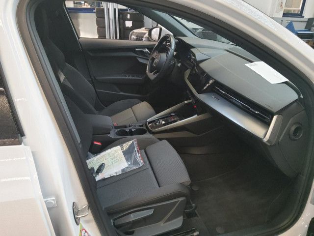 Fahrzeugabbildung Audi A3 Sportback advanced 40TFSI e Stron LED Nav PDC