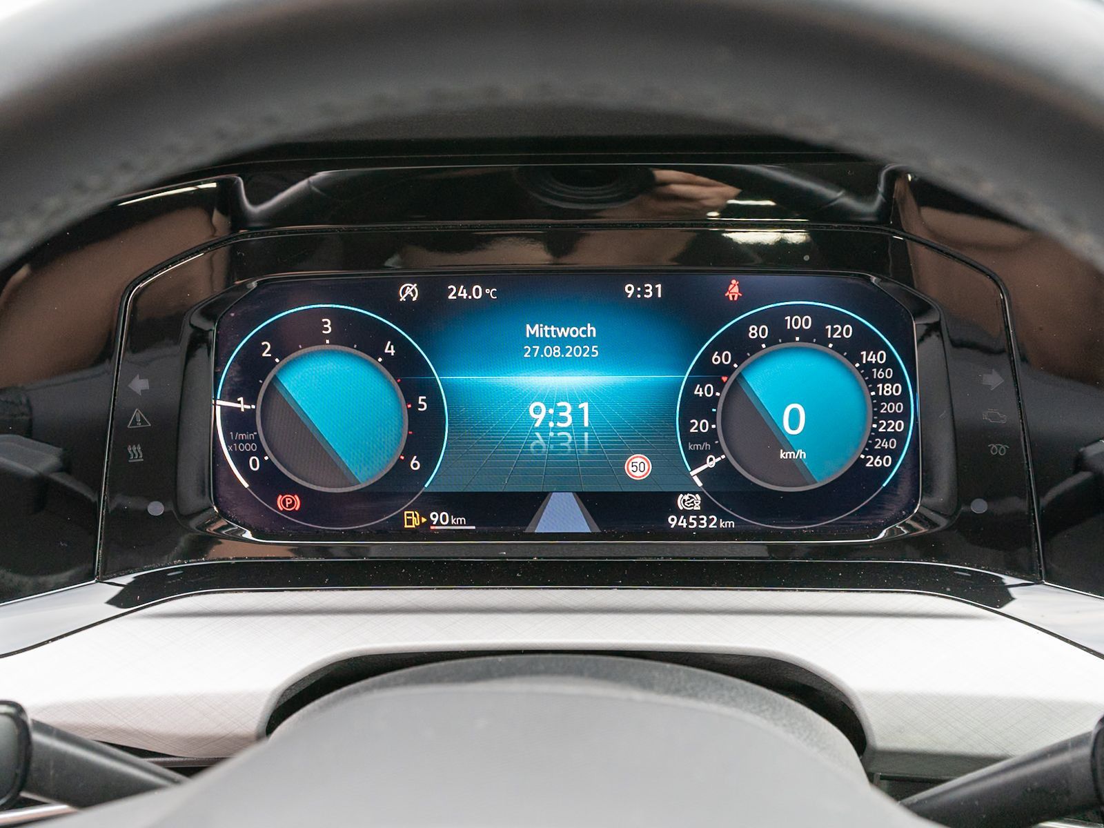 Fahrzeugabbildung Volkswagen Golf Variant Life 2.0TDI LED NAVI ACC PDC SHZ