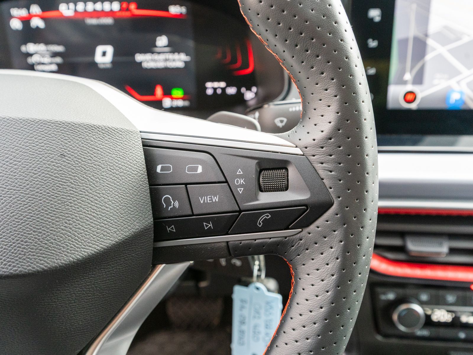 Fahrzeugabbildung SEAT Arona FR-Line 1.0 TSI DSG LED Navi VC PDC