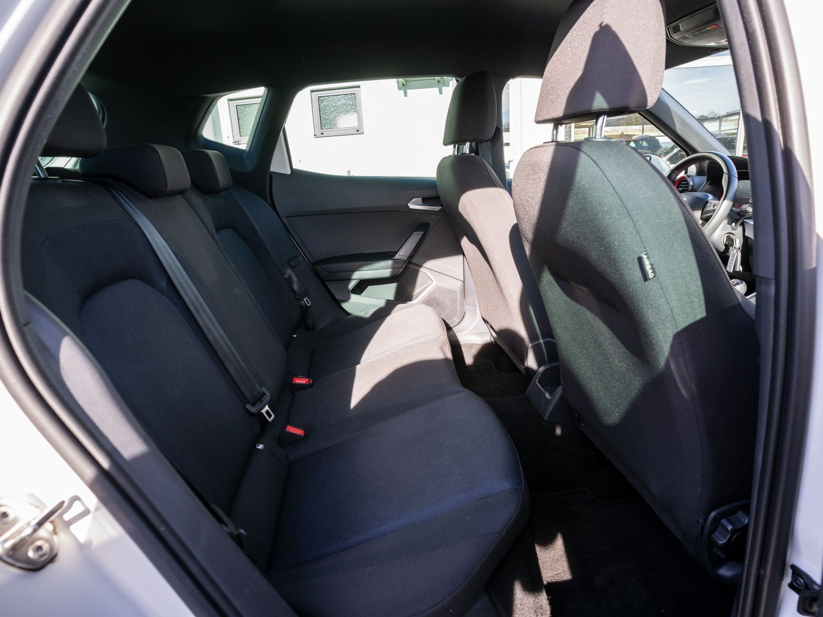 Fahrzeugabbildung SEAT Arona FR-Line 1.0 TSI LED Navi PDC RFK Full Link