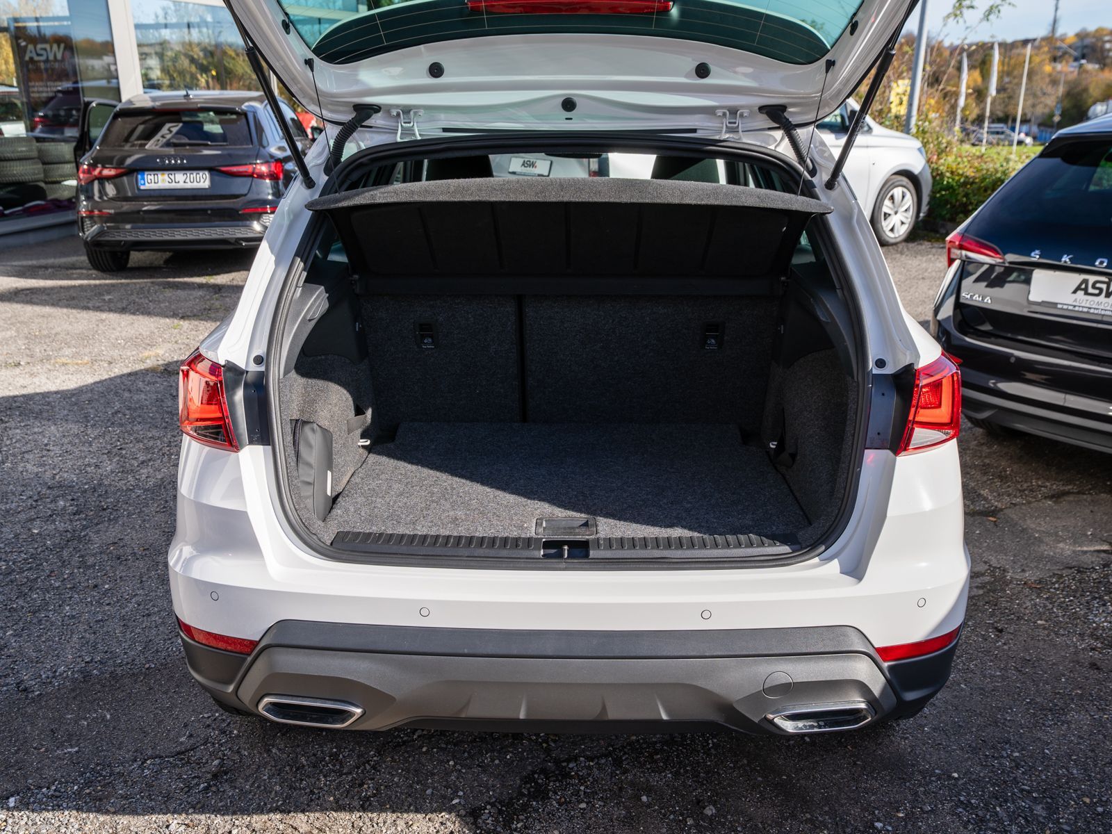 Fahrzeugabbildung SEAT Arona FR-Line 1.0 TSI LED Navi PDC RFK Full Link