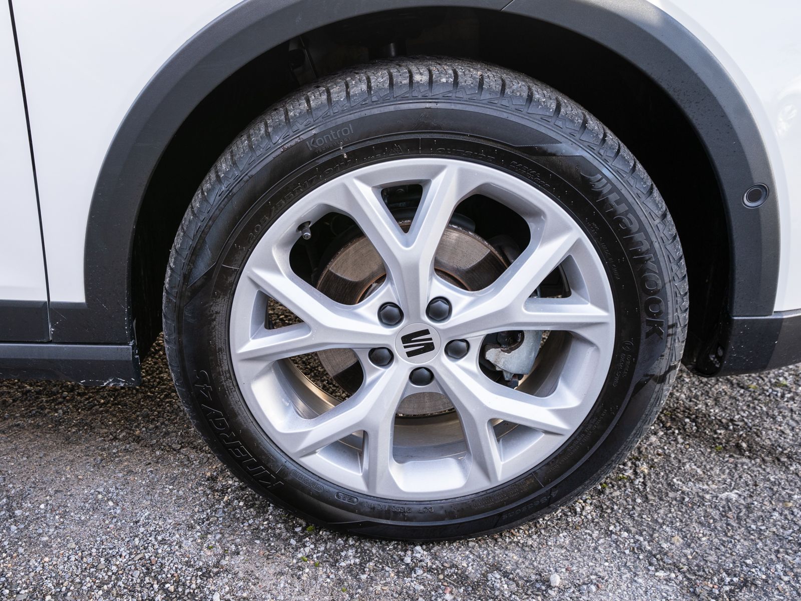 Fahrzeugabbildung SEAT Arona FR-Line 1.0 TSI LED Navi PDC RFK Full Link