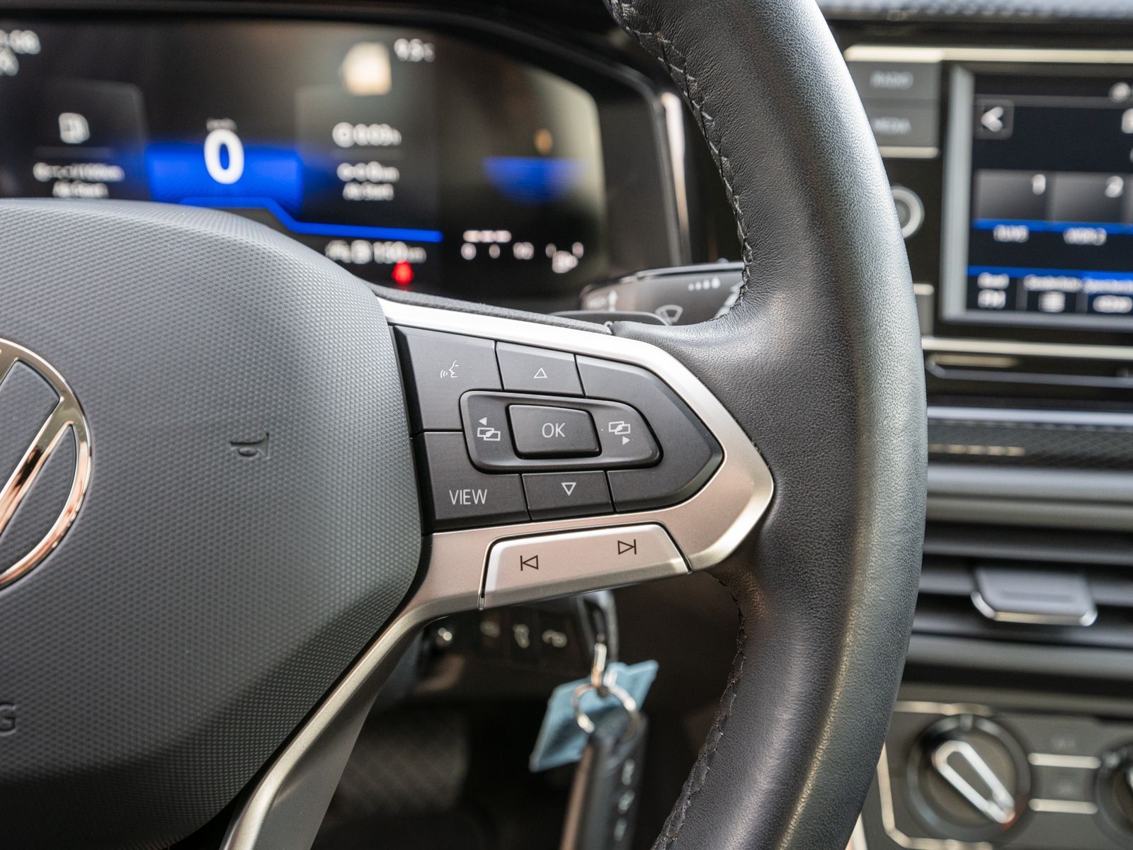 Fahrzeugabbildung Volkswagen Polo Life 1.0 TSI DSG LED Klimaanlage PDC