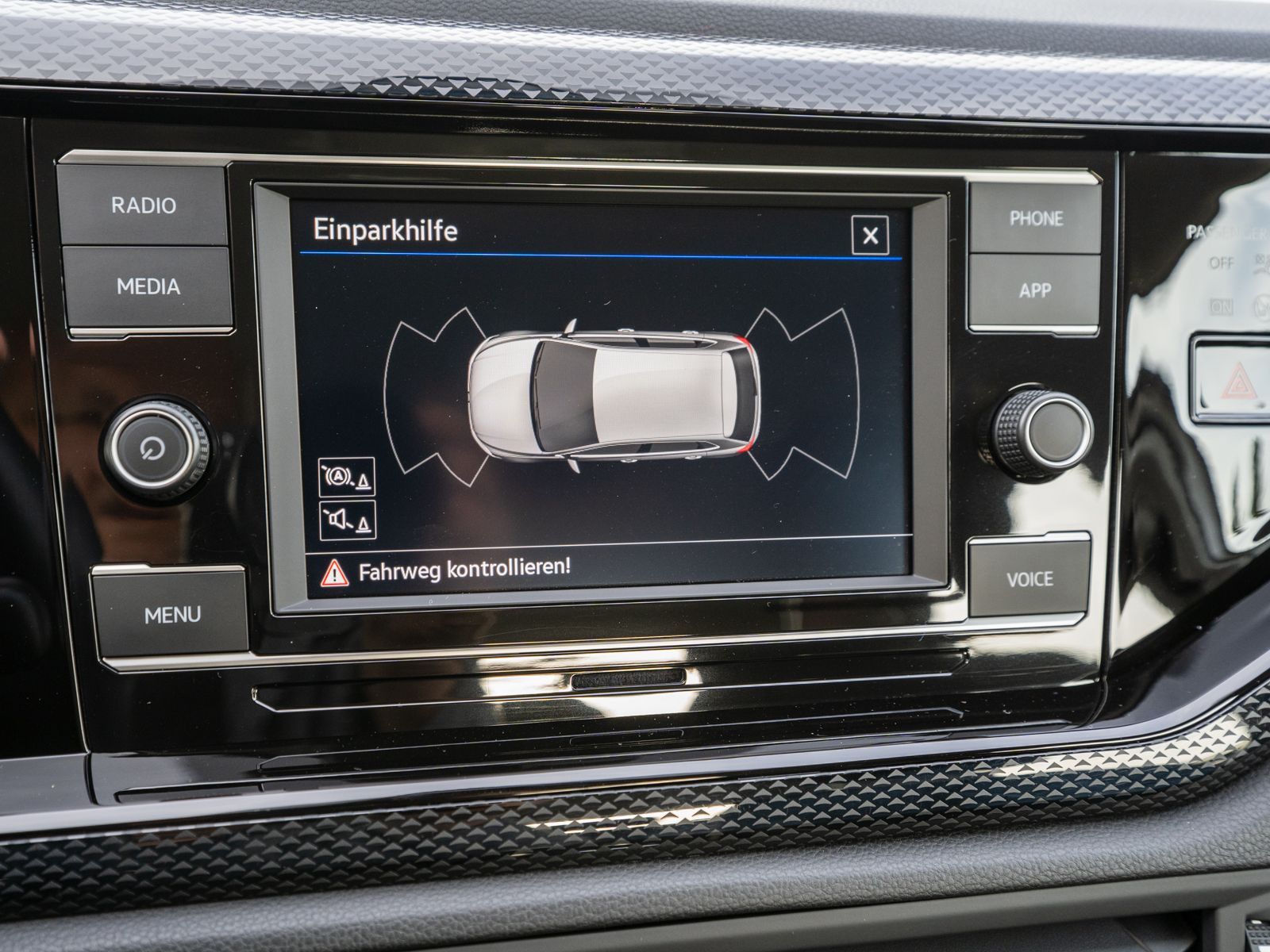 Fahrzeugabbildung Volkswagen Polo Life 1.0 TSI DSG LED Klimaanlage PDC