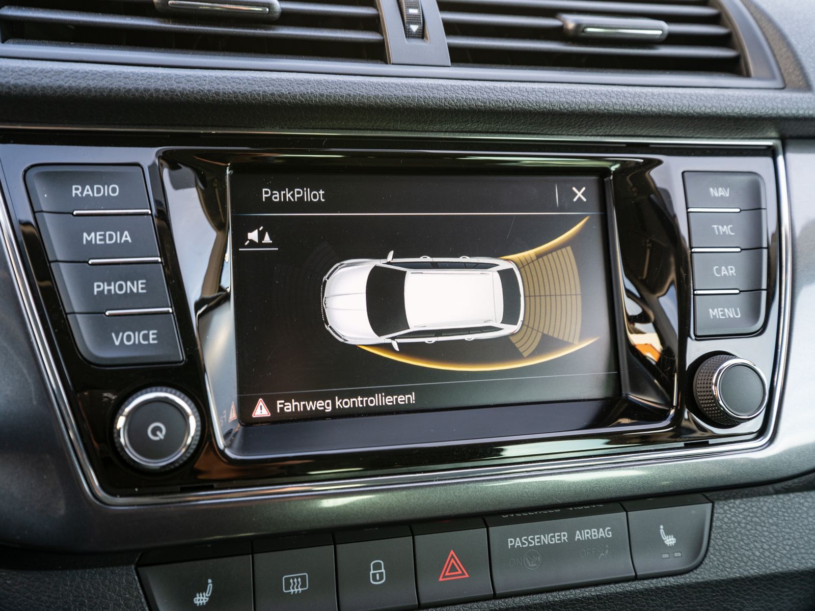 Fahrzeugabbildung SKODA Fabia Combi Clever Best of 1.0TSI LED NAVI SHZ