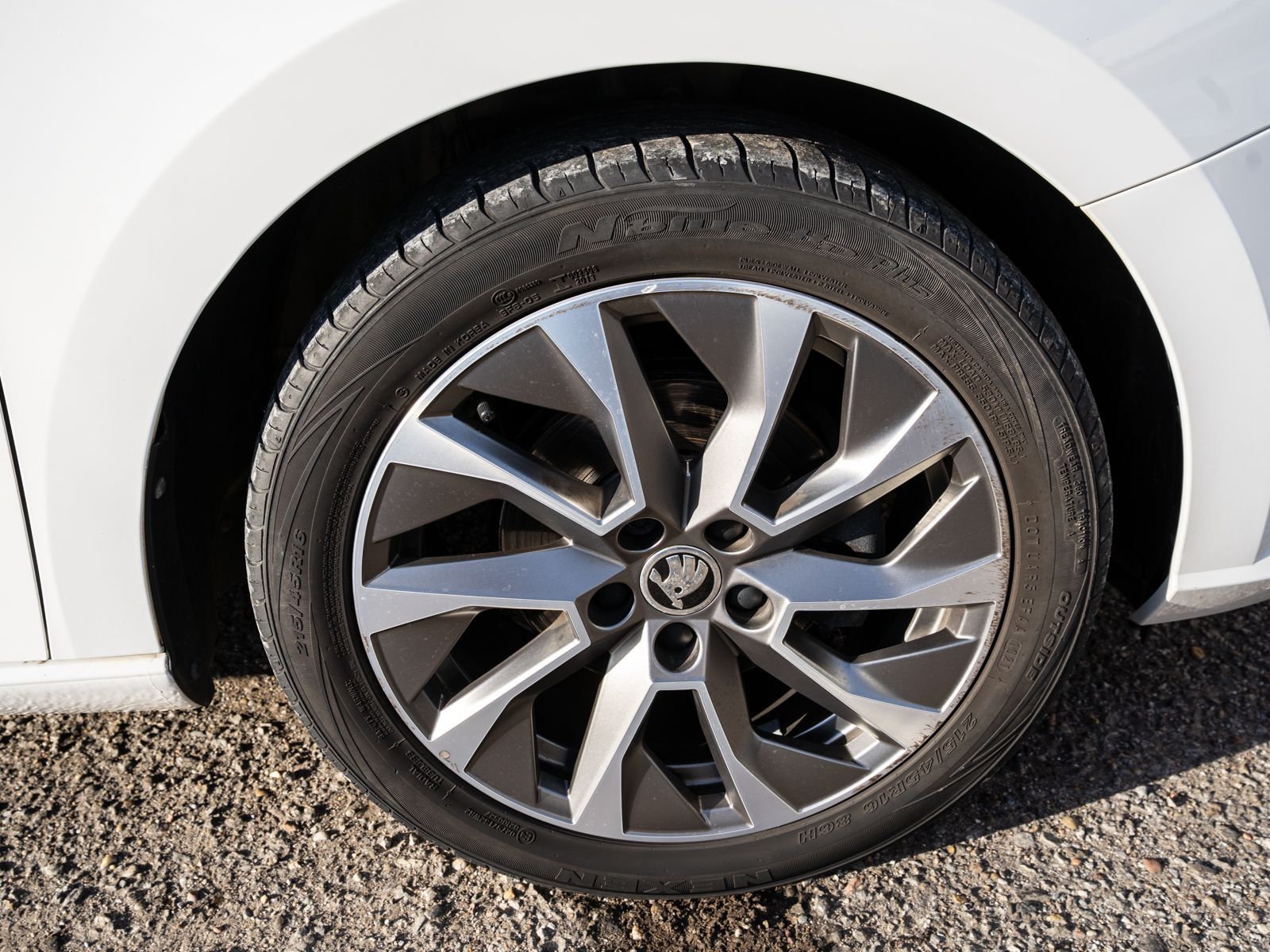 Fahrzeugabbildung SKODA Fabia Combi Clever Best of 1.0TSI LED NAVI SHZ