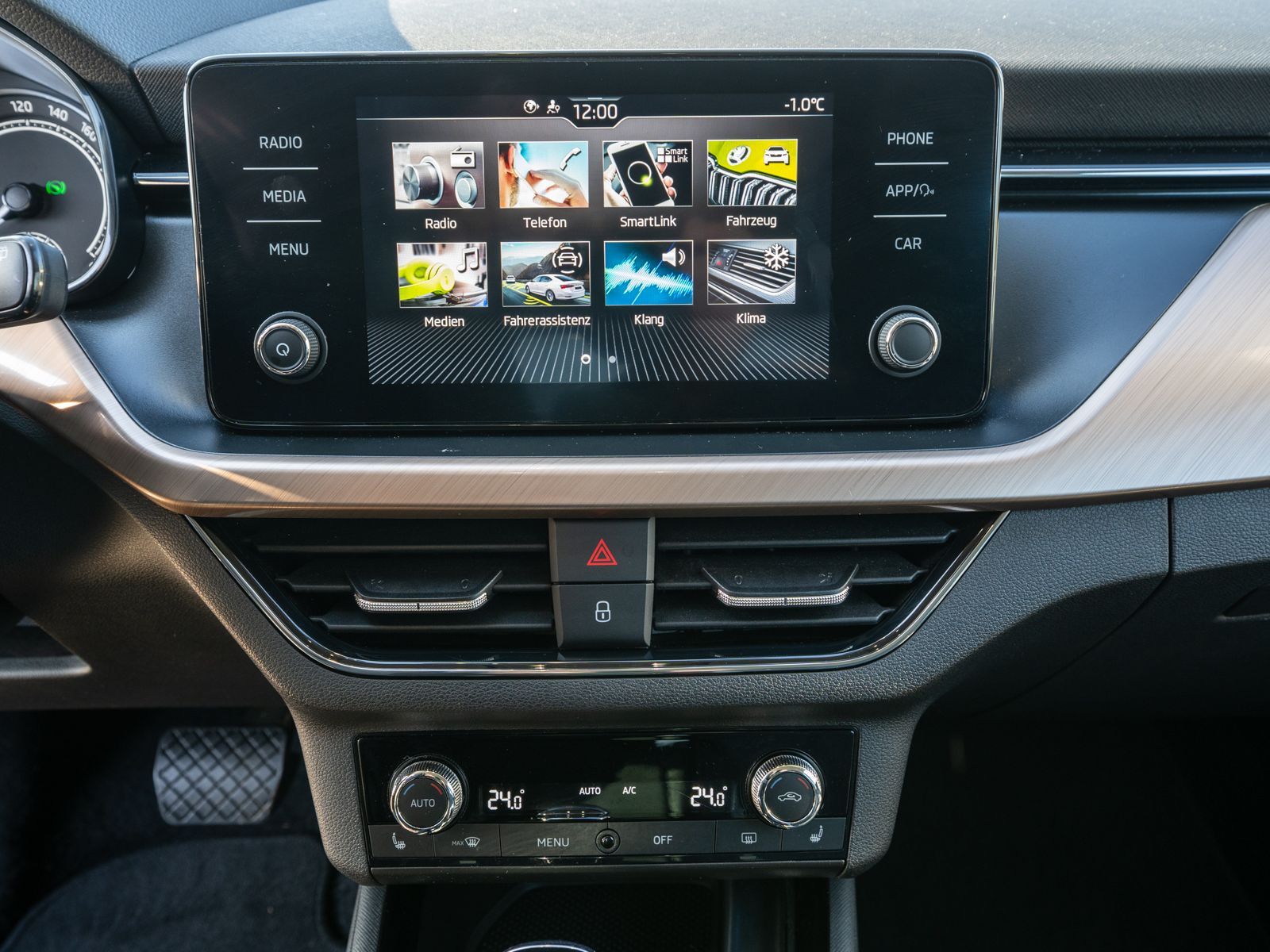 Fahrzeugabbildung SKODA Kamiq Style 1.5TSI DSG LED RFK PDC ACC SHZ