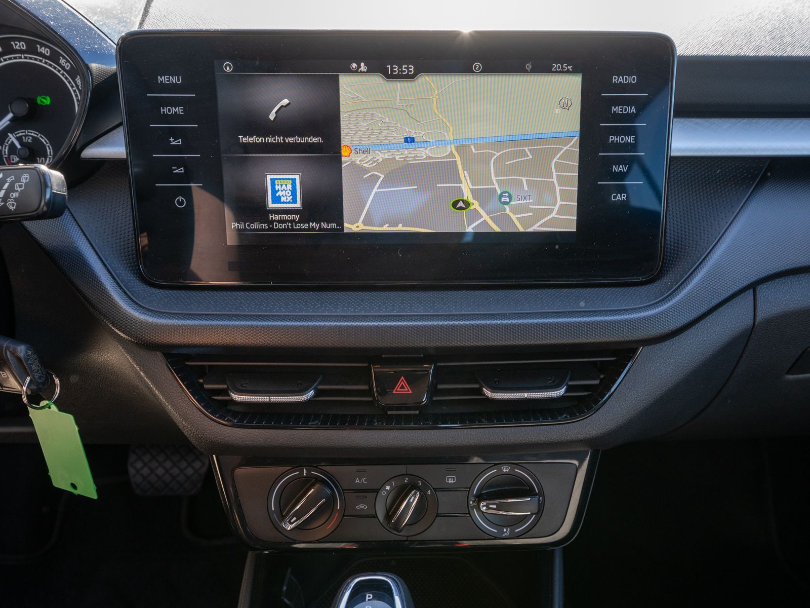 Fahrzeugabbildung SKODA Fabia Ambition 1.0TSI DSG Klima Navi PDC v/h RFK
