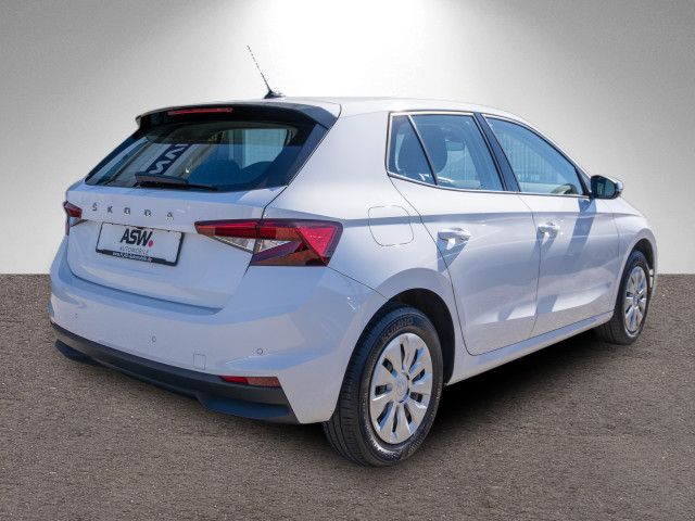 Fahrzeugabbildung SKODA Fabia Ambition 1.0TSI DSG Klima Navi PDC v/h RFK
