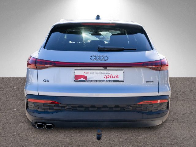 Fahrzeugabbildung Audi Q5 SUV TDI quattr NAVI LED PANO AHK LEDER RFK VC