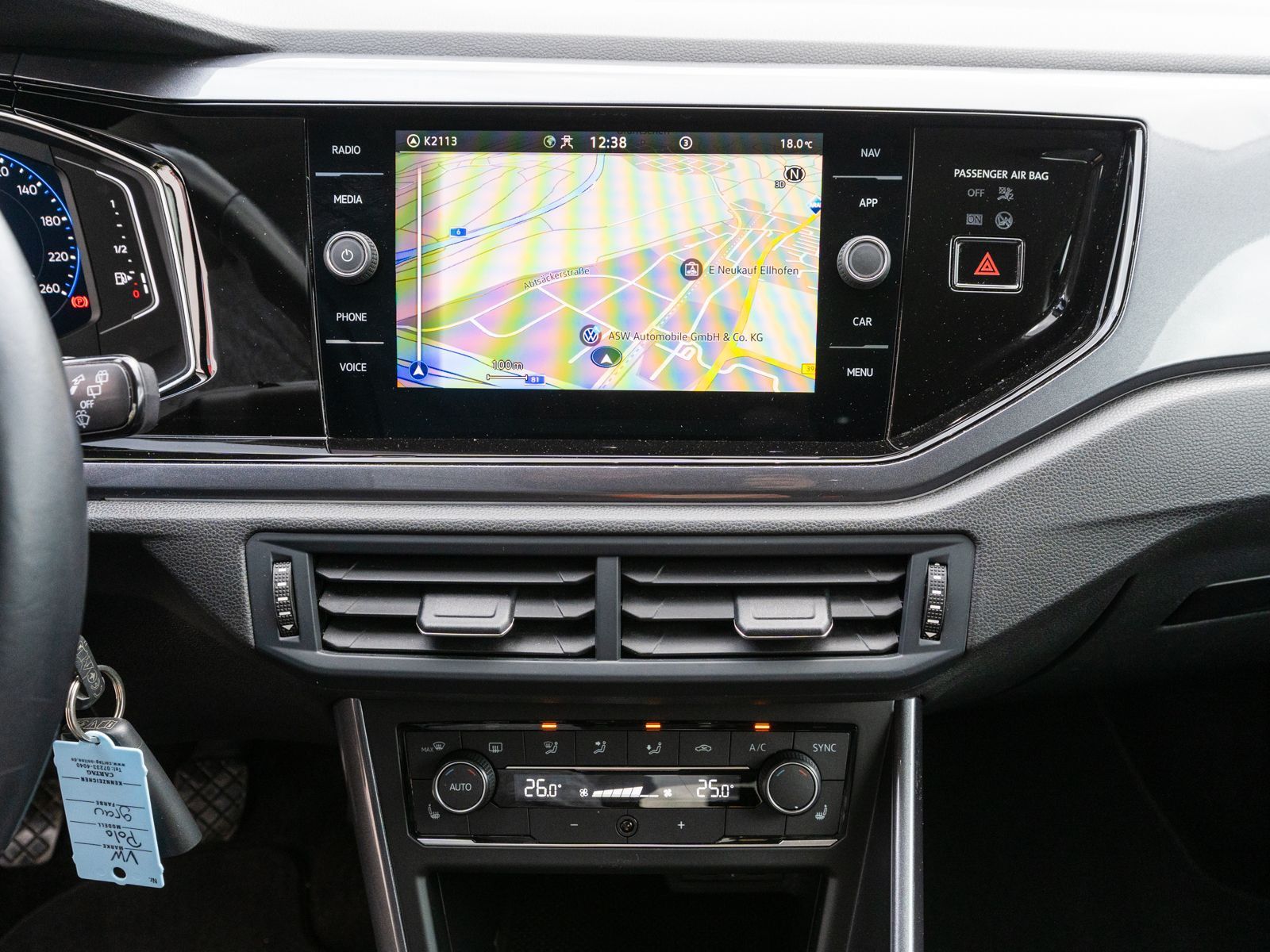 Fahrzeugabbildung Volkswagen Polo Highline 1.0 TSI LED NAVI RFK PDC SHZ