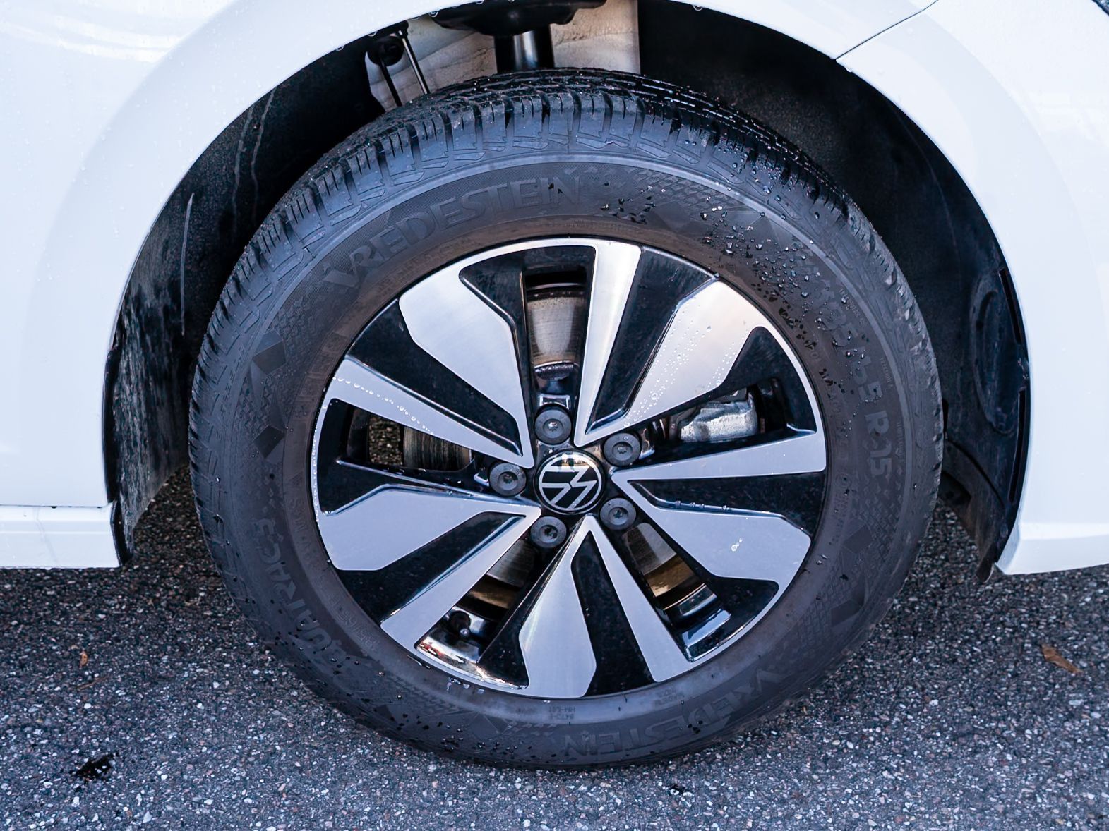 Fahrzeugabbildung Volkswagen Polo Goal 1.0TSI DSG AHK Navi RFK LED SHZ VC ACC