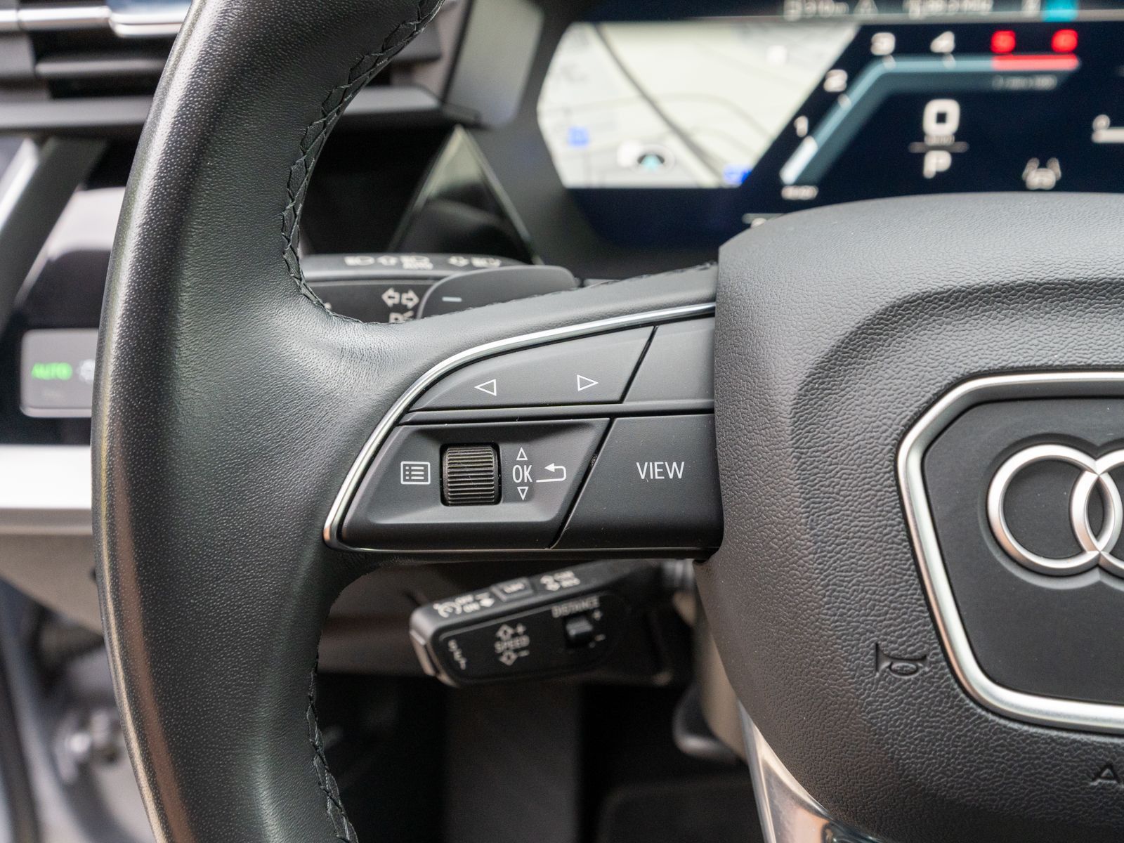 Fahrzeugabbildung Audi A3 Sportback 30TDI Stronic LED Navi RFK PANO B&O