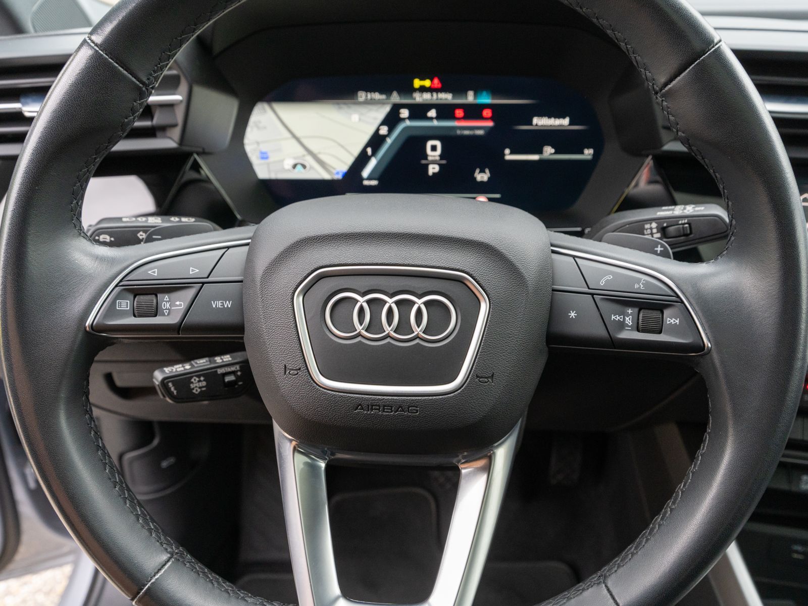 Fahrzeugabbildung Audi A3 Sportback 30TDI Stronic LED Navi RFK PANO B&O
