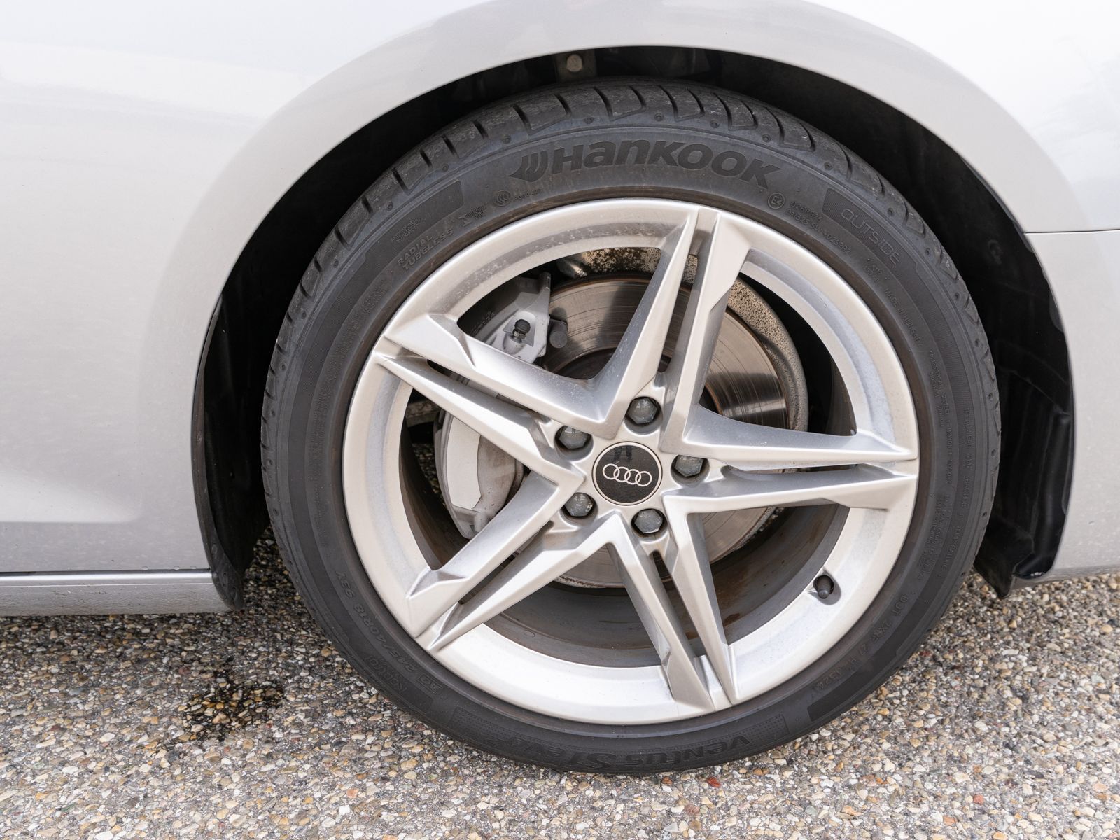Fahrzeugabbildung Audi A4 Avant 40TDI Stronic NAVI LED ACC RFK VC