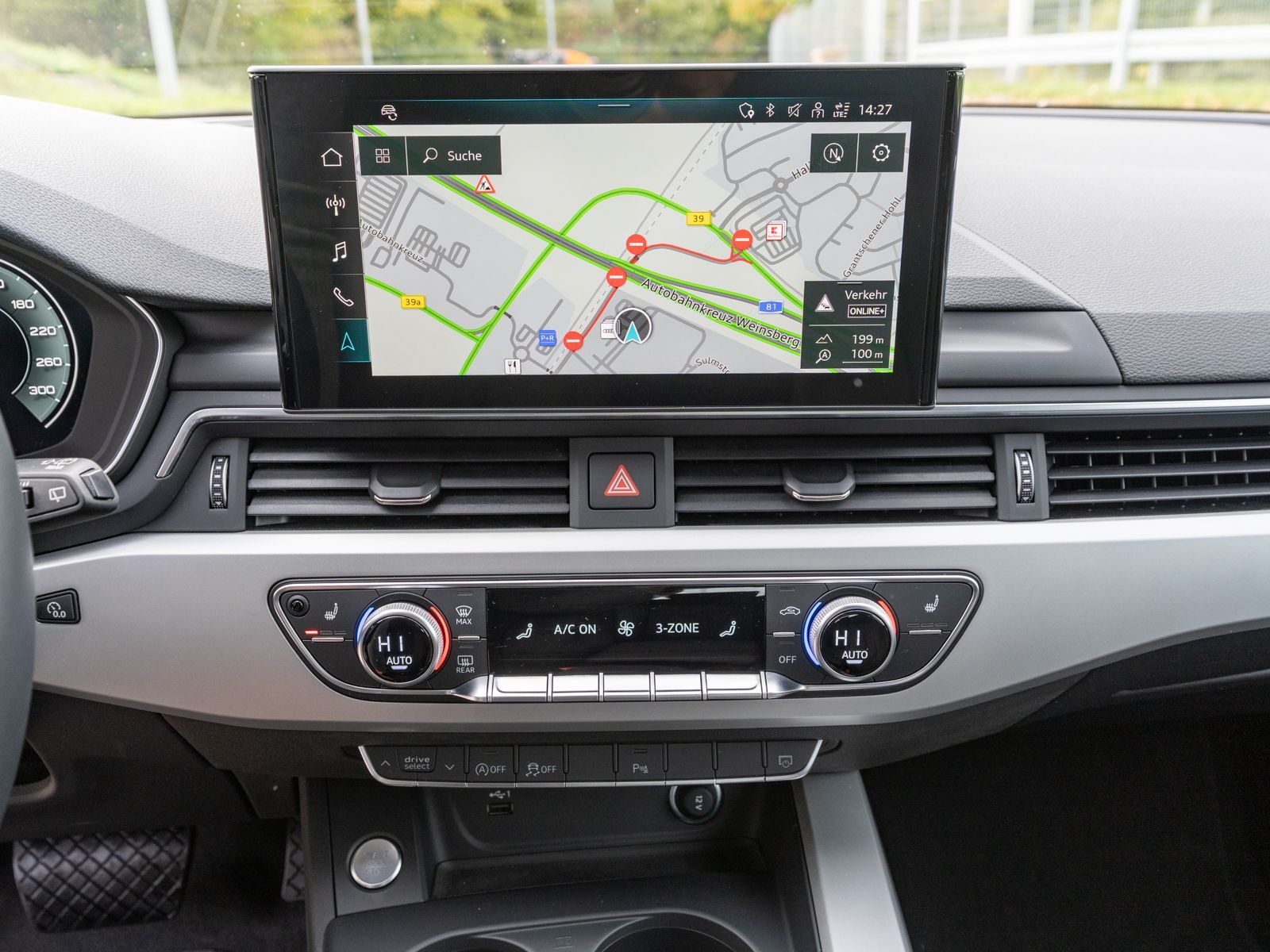 Fahrzeugabbildung Audi A4 Avant 40TDI Stronic NAVI LED ACC RFK VC