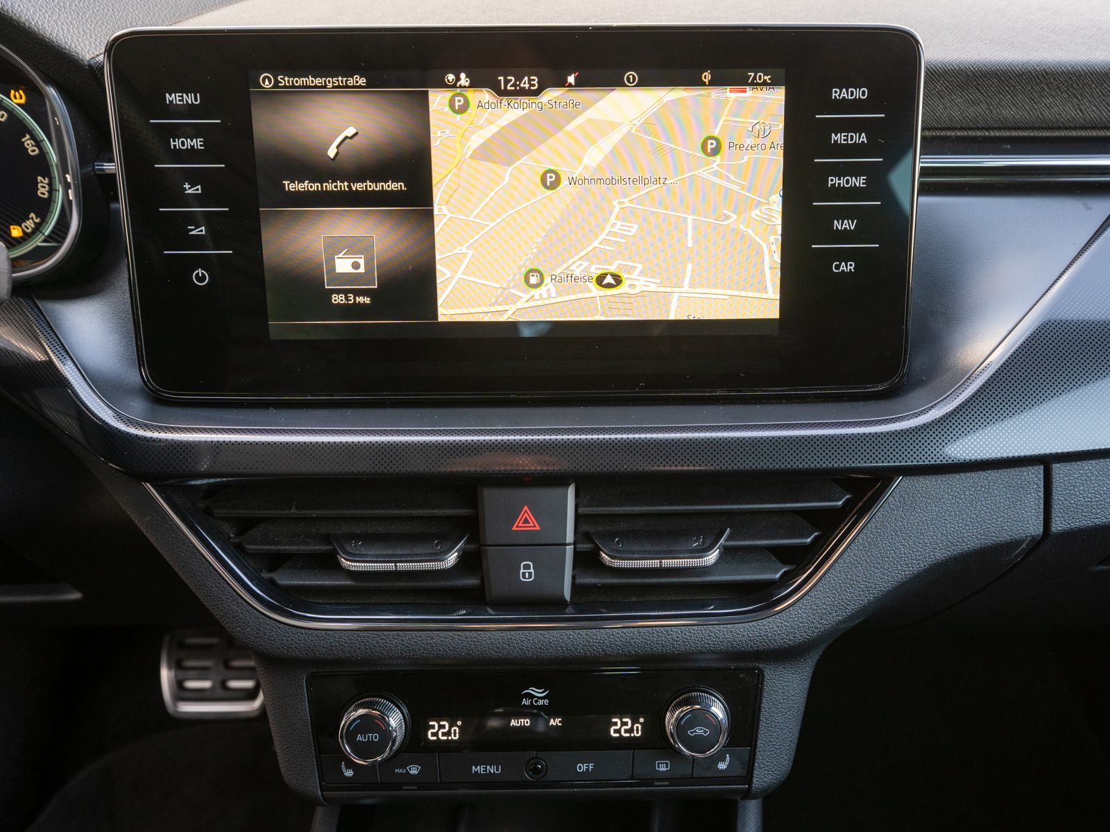 Fahrzeugabbildung SKODA Kamiq Style 1.5 TSI DSG LED Navi PDC ACC SHZ AHK