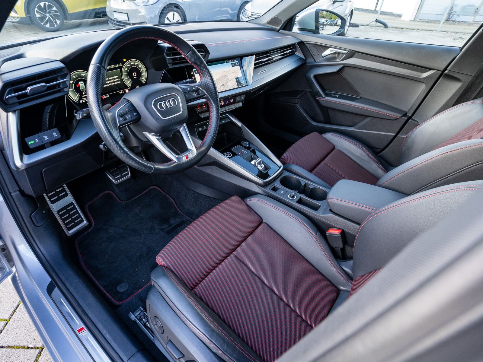 Fahrzeugabbildung Audi A3 Sportback S line 40TFSI e Stroni Navi RFK AHK