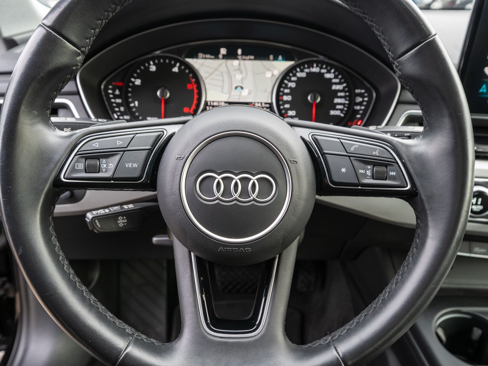 Fahrzeugabbildung Audi A4 Avant advanced 30 TDI Stronic LED 360° Stdhzg