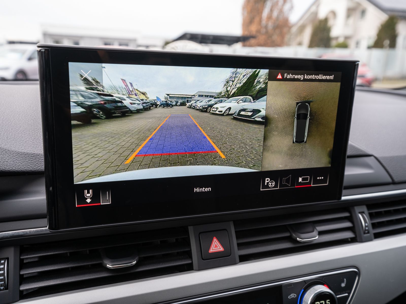 Fahrzeugabbildung Audi A4 Avant advanced 40TDI Stroni LED 360° PANO AHK