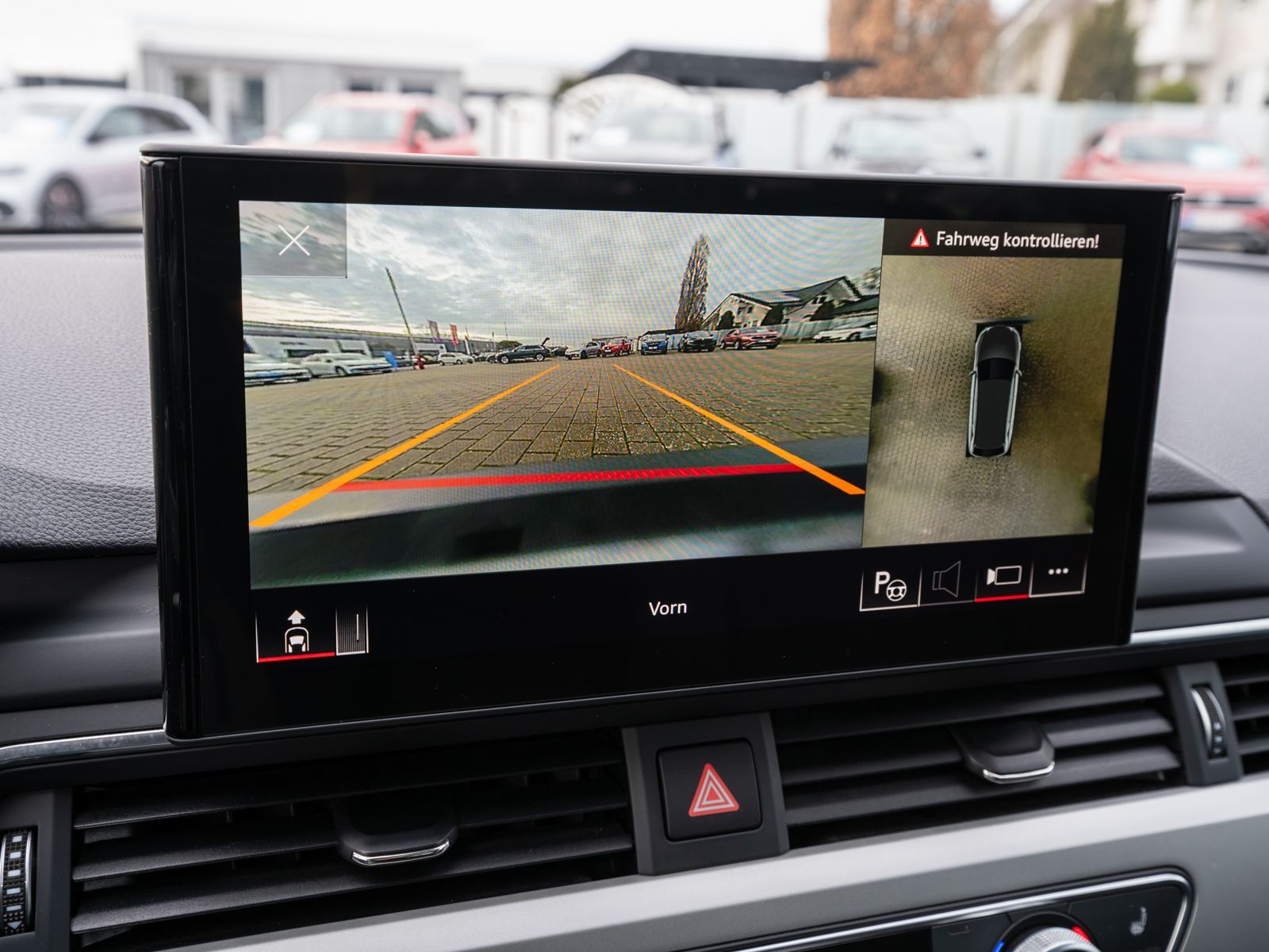 Fahrzeugabbildung Audi A4 Avant advanced 40TDI Stroni LED 360° PANO AHK