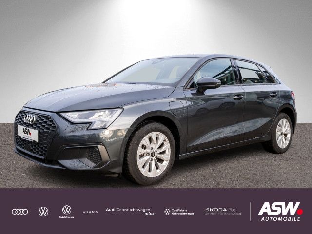 Audi A3 Sportback 40TFSIe Stronic NAVI LED RFK ACC VC