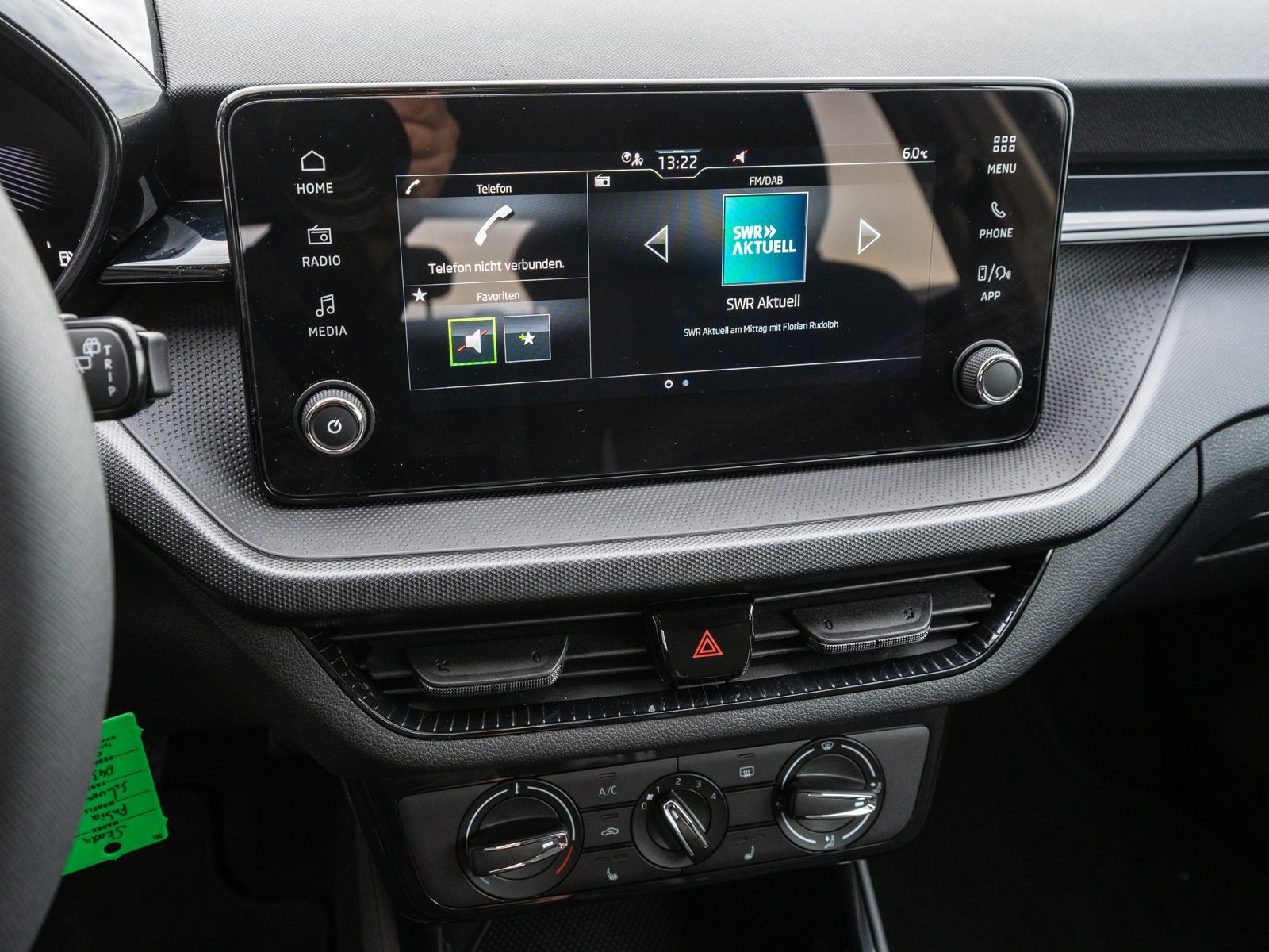 Fahrzeugabbildung SKODA Fabia Essence 1.0 TSI LED Klima PDC SHZ