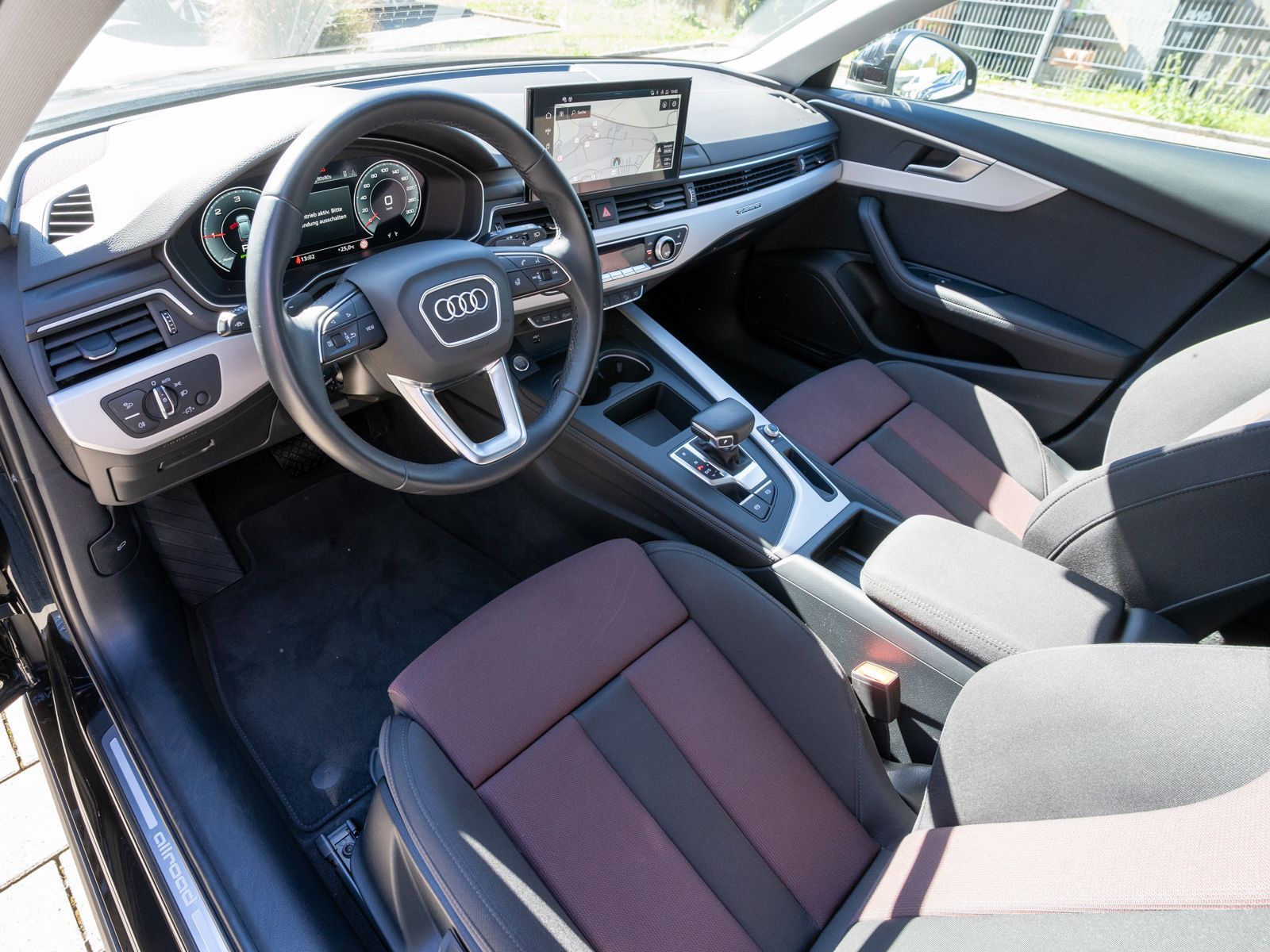 Fahrzeugabbildung Audi A4 allroad quattro 40TDI NAVI LED STANDHZ PANO