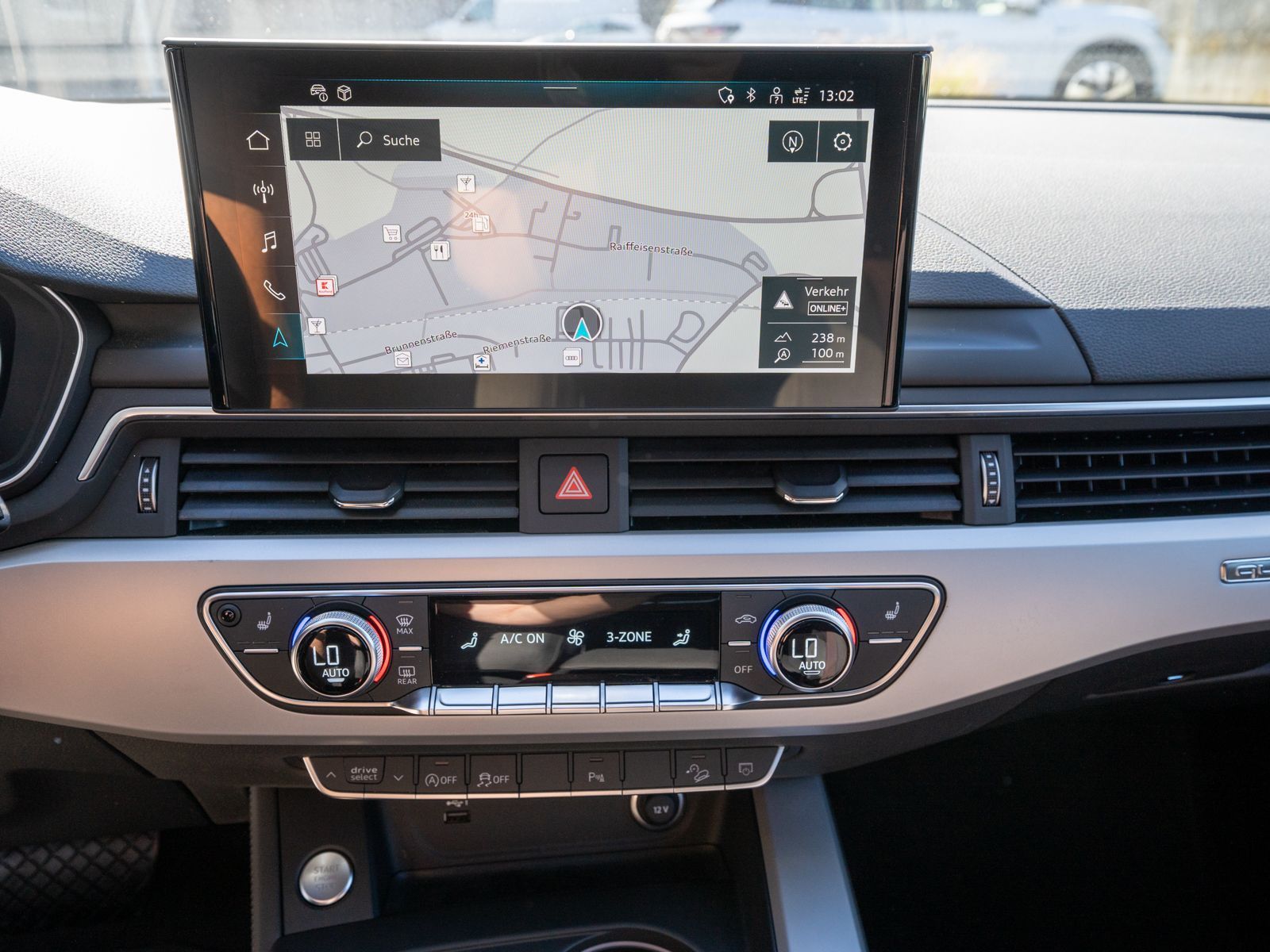Fahrzeugabbildung Audi A4 allroad quattro 40TDI NAVI LED STANDHZ PANO