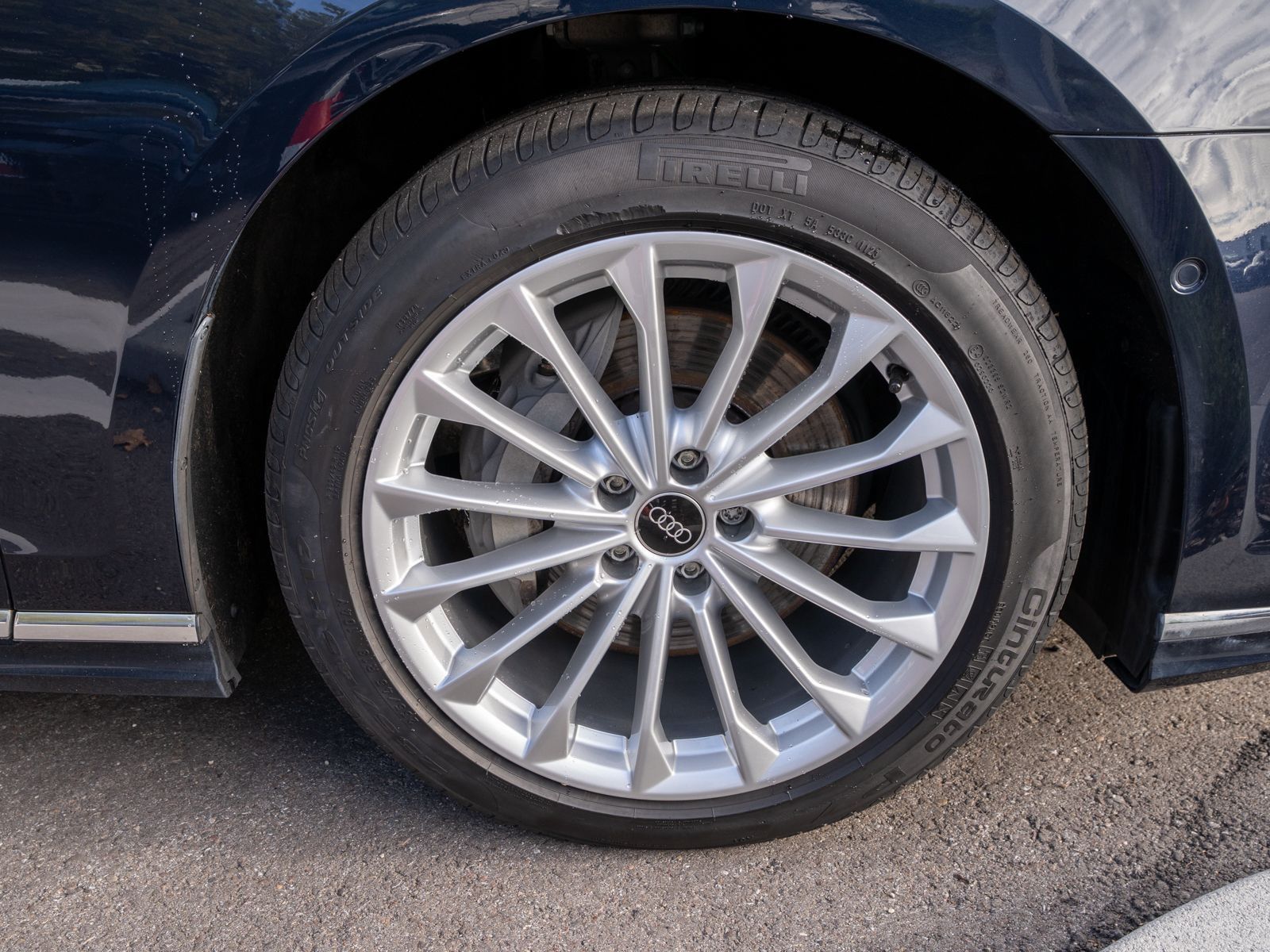 Fahrzeugabbildung Audi A8 50TDI quattro MATRIX LEDER PANO B&O STDHZ HUD