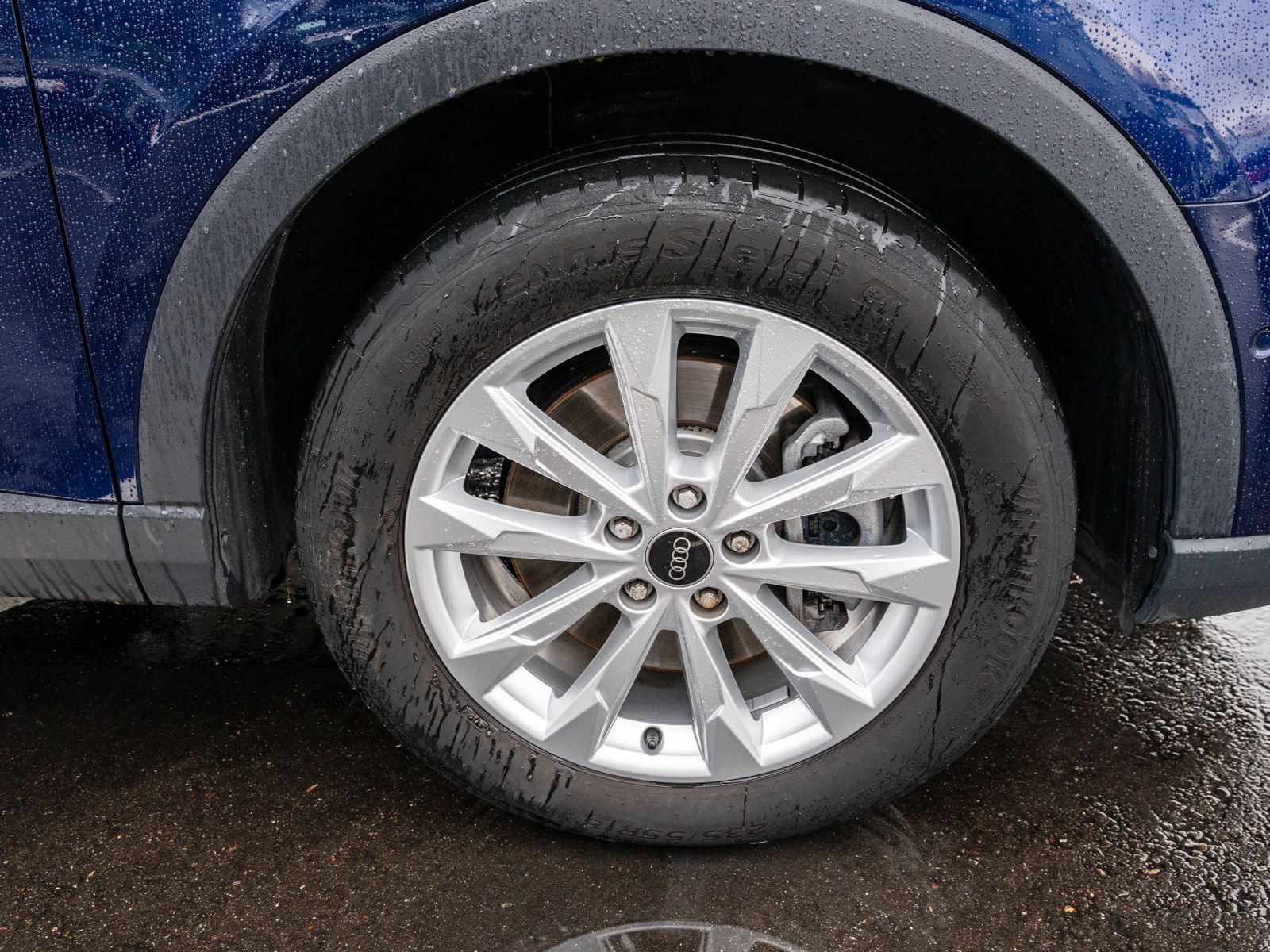 Fahrzeugabbildung Audi Q3 S line 45 TFSI e Stronic LED Navi RFK ACC SHZ