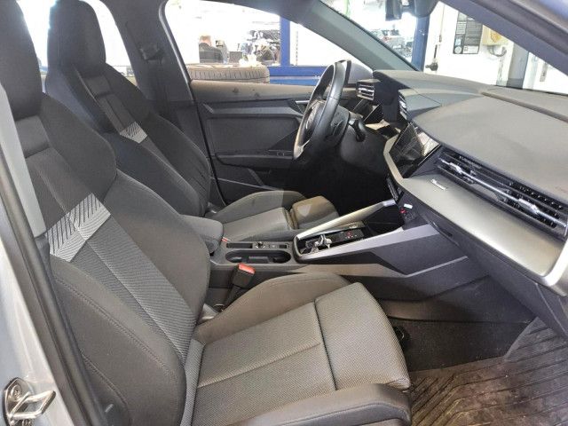 Fahrzeugabbildung Audi A3 Sportback advance 40TFSI e NAVI MATRIX ACC VC