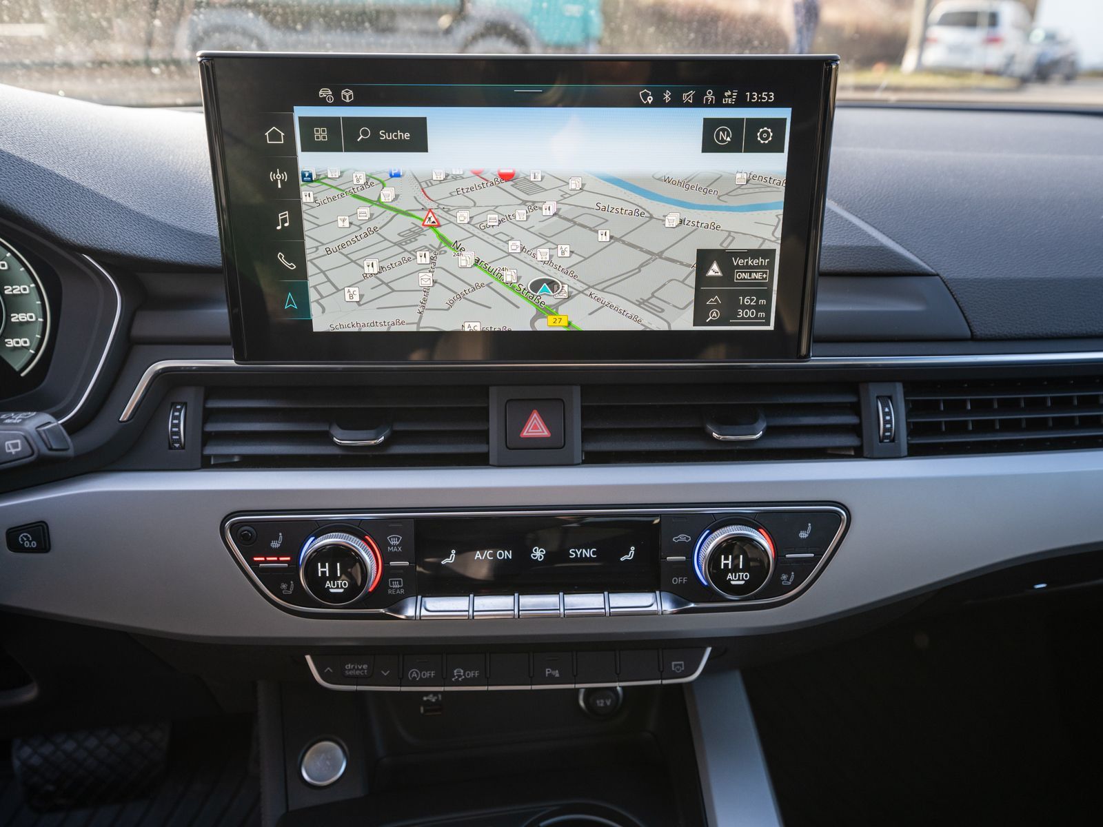 Fahrzeugabbildung Audi A4 Avant 40TDI Stronic NAVI LED RFK PDC SHZ VC