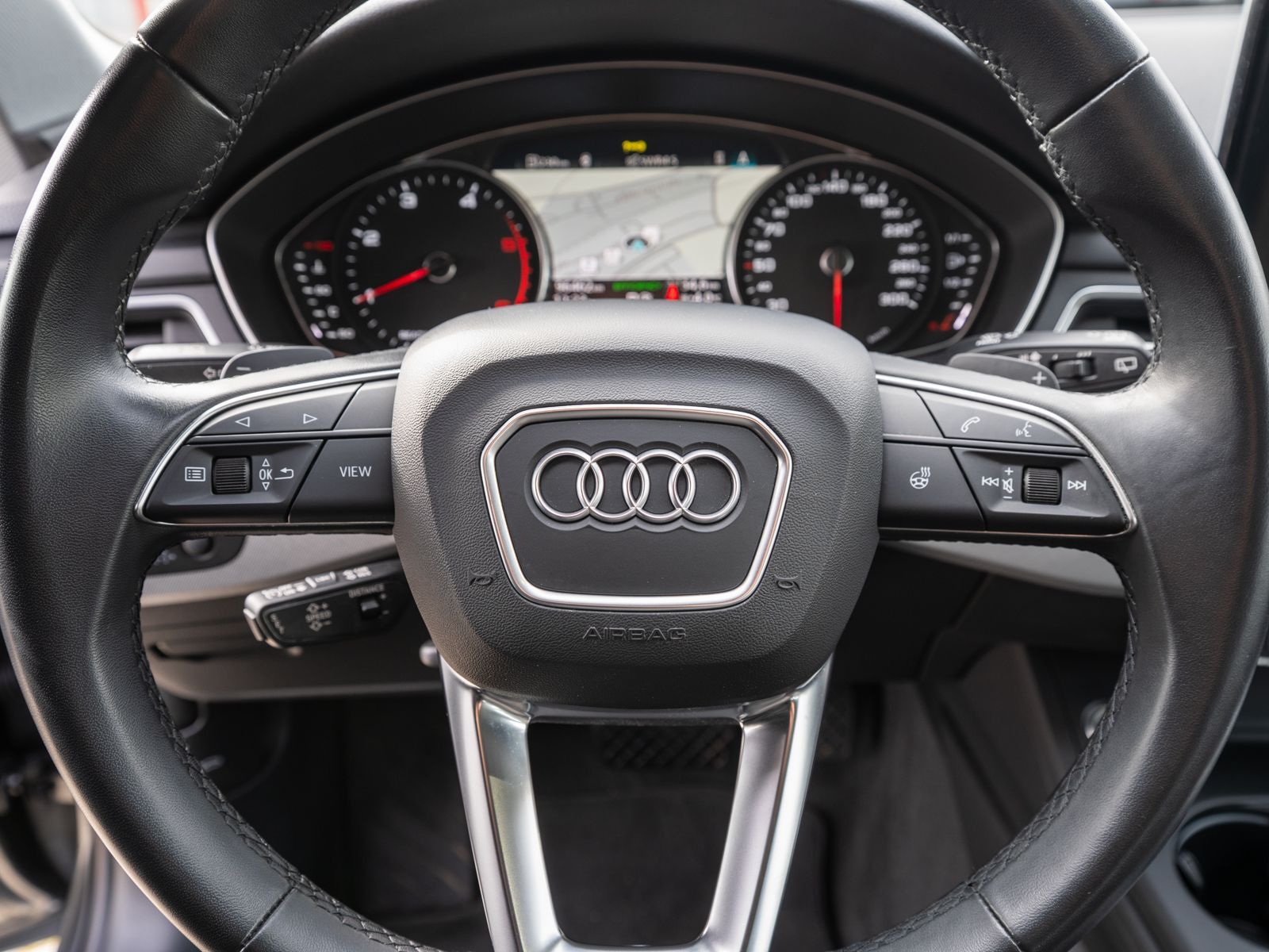 Fahrzeugabbildung Audi A4 Avant S line 40TDI quat Stron LED Nav RFK AHK