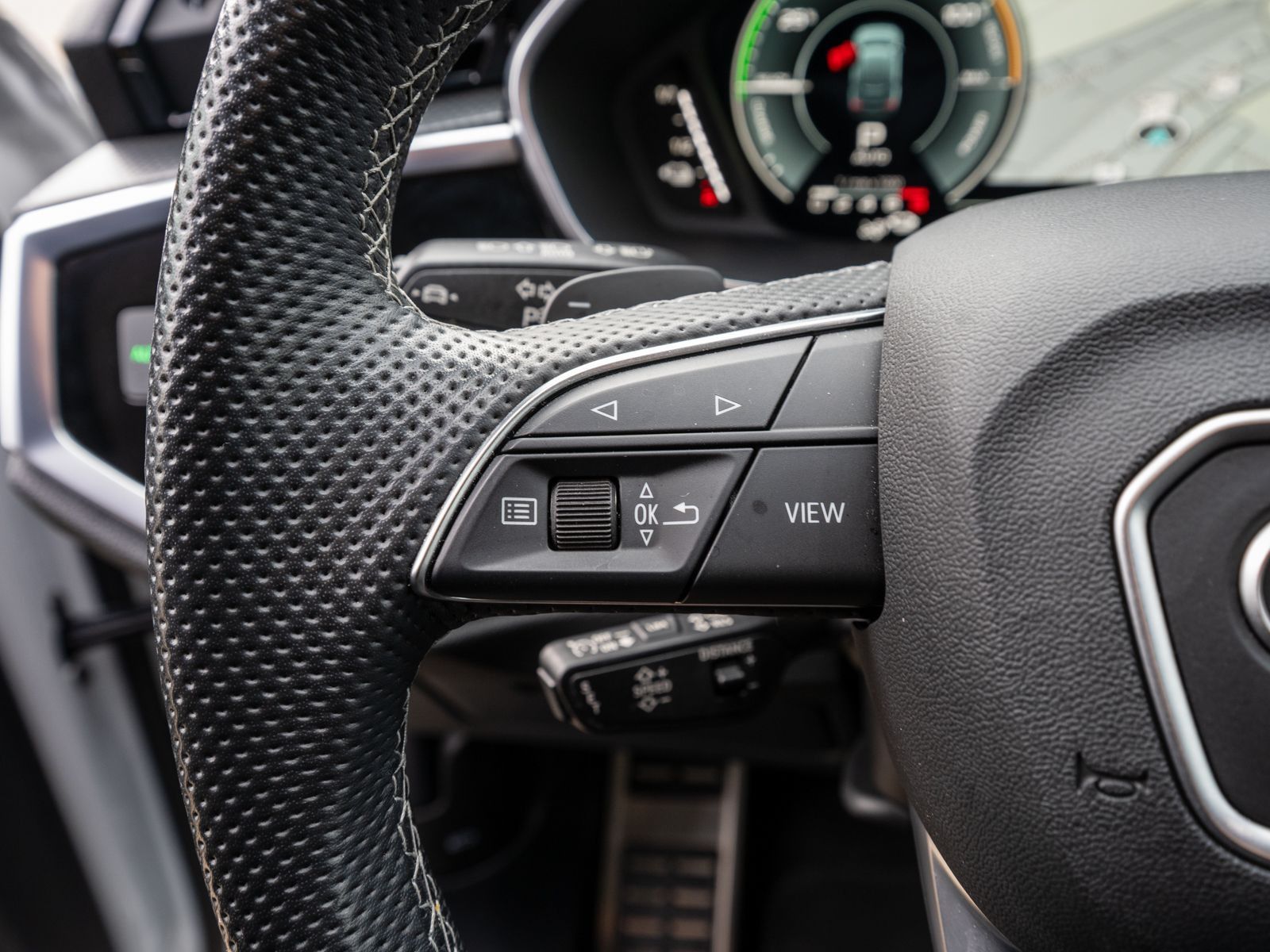 Fahrzeugabbildung Audi Q3 Sportback S line 45TFSI e Stroni LED Navi RFK