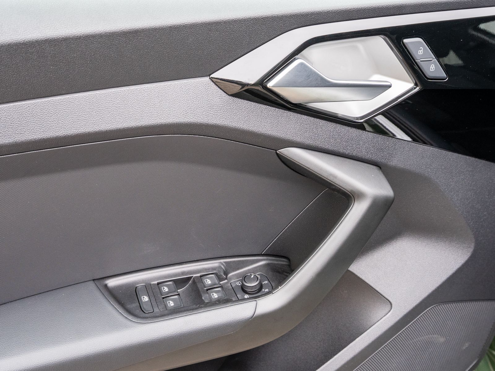 Fahrzeugabbildung Audi A1 Sportback advanced 30TFSI KLIMA SHZ PDC GRA