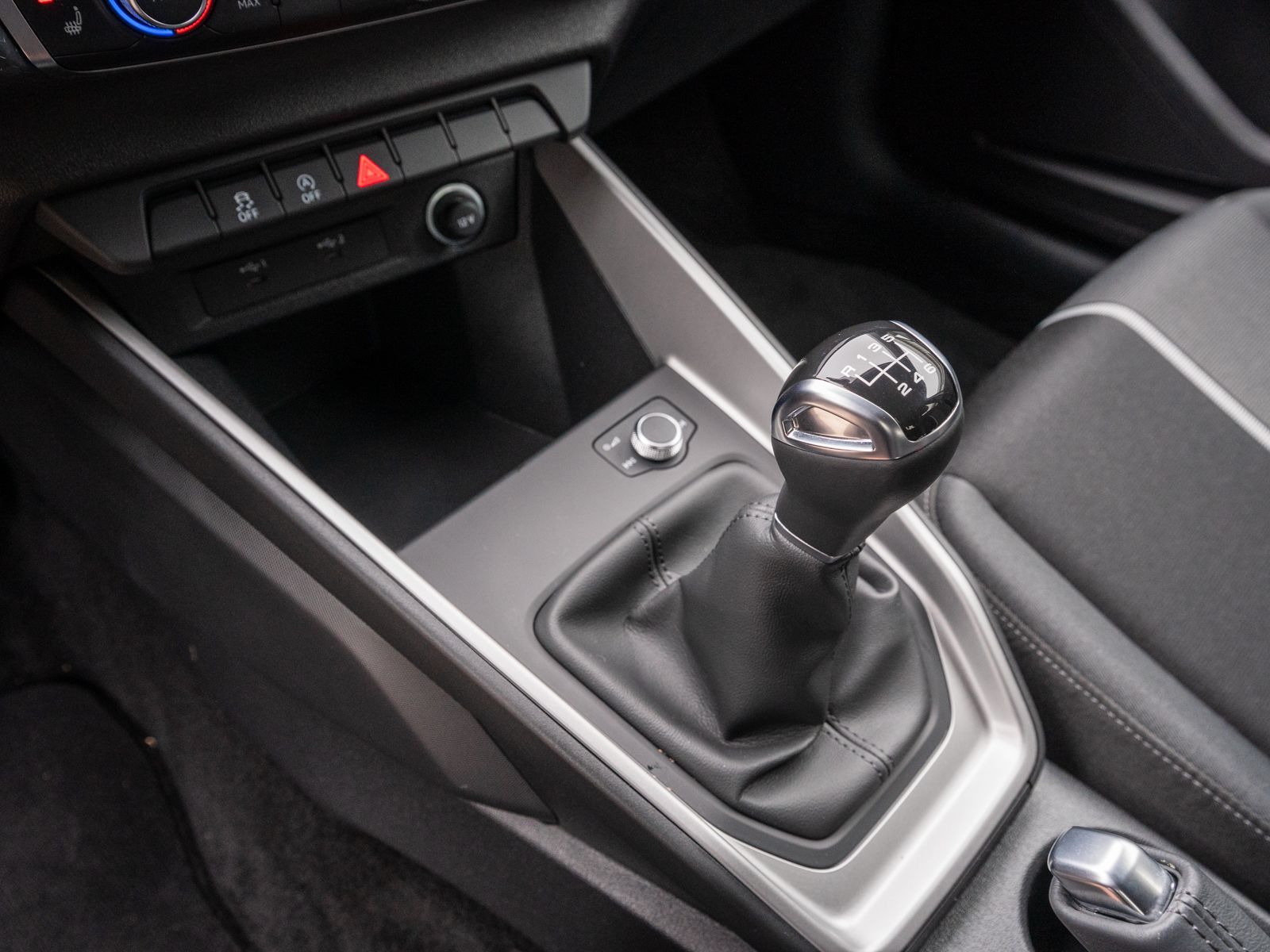 Fahrzeugabbildung Audi A1 Sportback advanced 30TFSI KLIMA SHZ PDC GRA