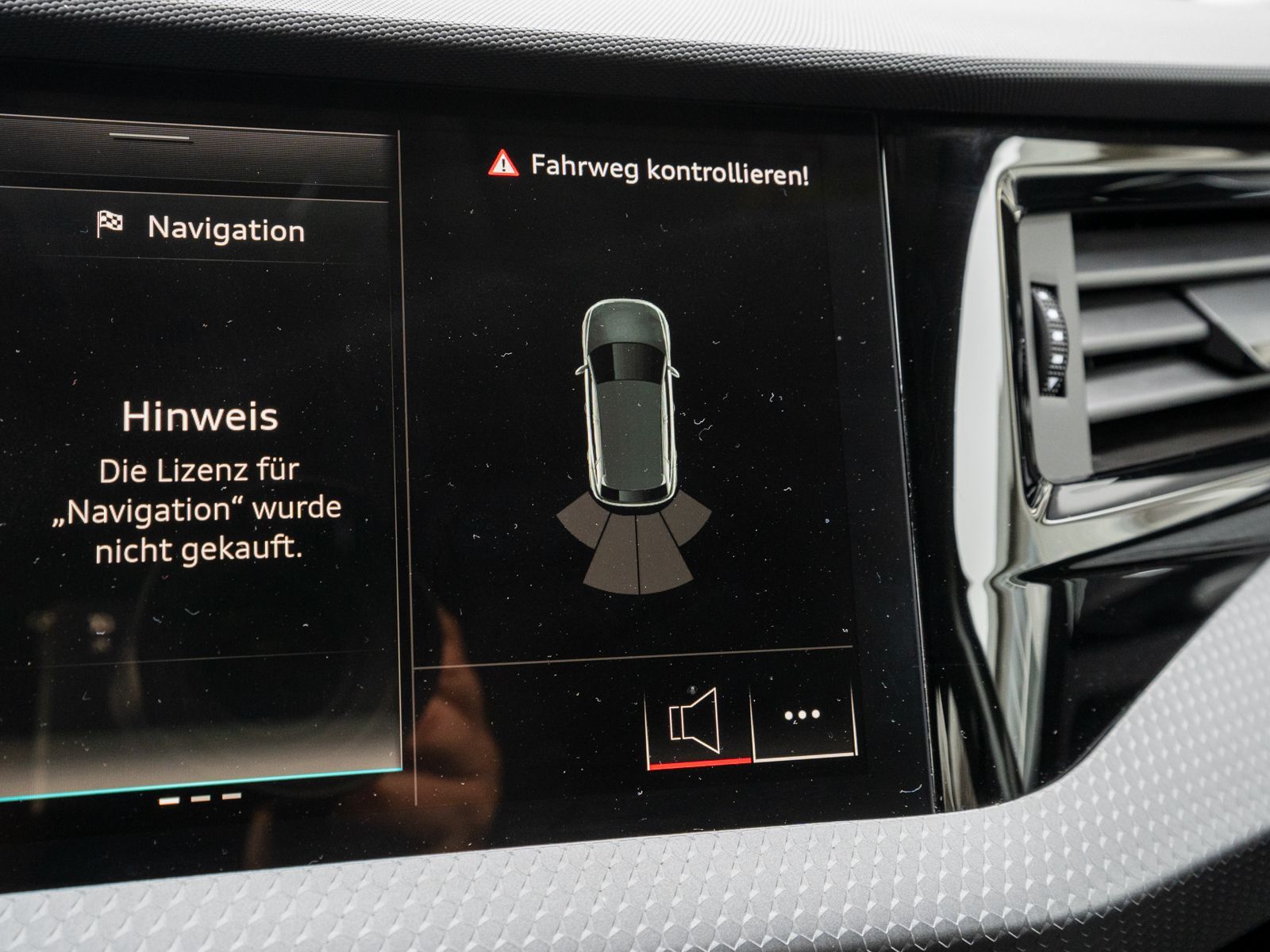 Fahrzeugabbildung Audi A1 Sportback advanced 30TFSI KLIMA SHZ PDC GRA