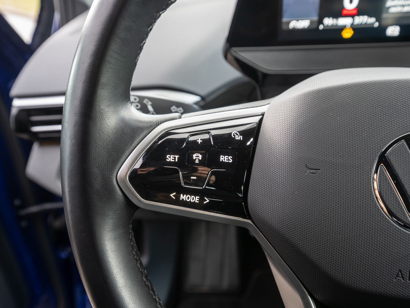 Fahrzeugabbildung Volkswagen ID.4 Pro Performance LED Navi RFK Wärmepumpe AHK