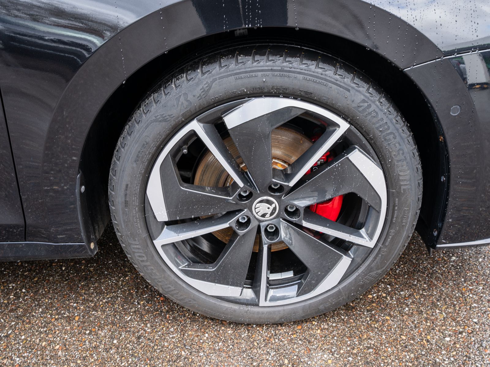 Fahrzeugabbildung SKODA Octavia Combi RS 4x4 2.0 TDI DSG AHK HUD ACC RFK