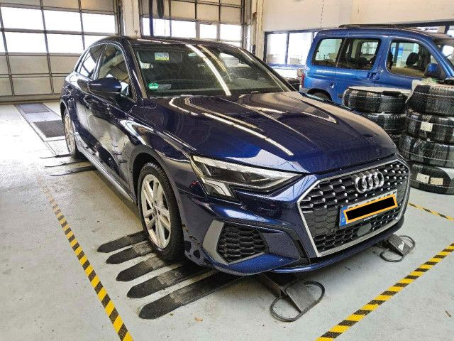 Fahrzeugabbildung Audi A3 Sportback Sline 40TFSI e Stronic AHK B&O ACC