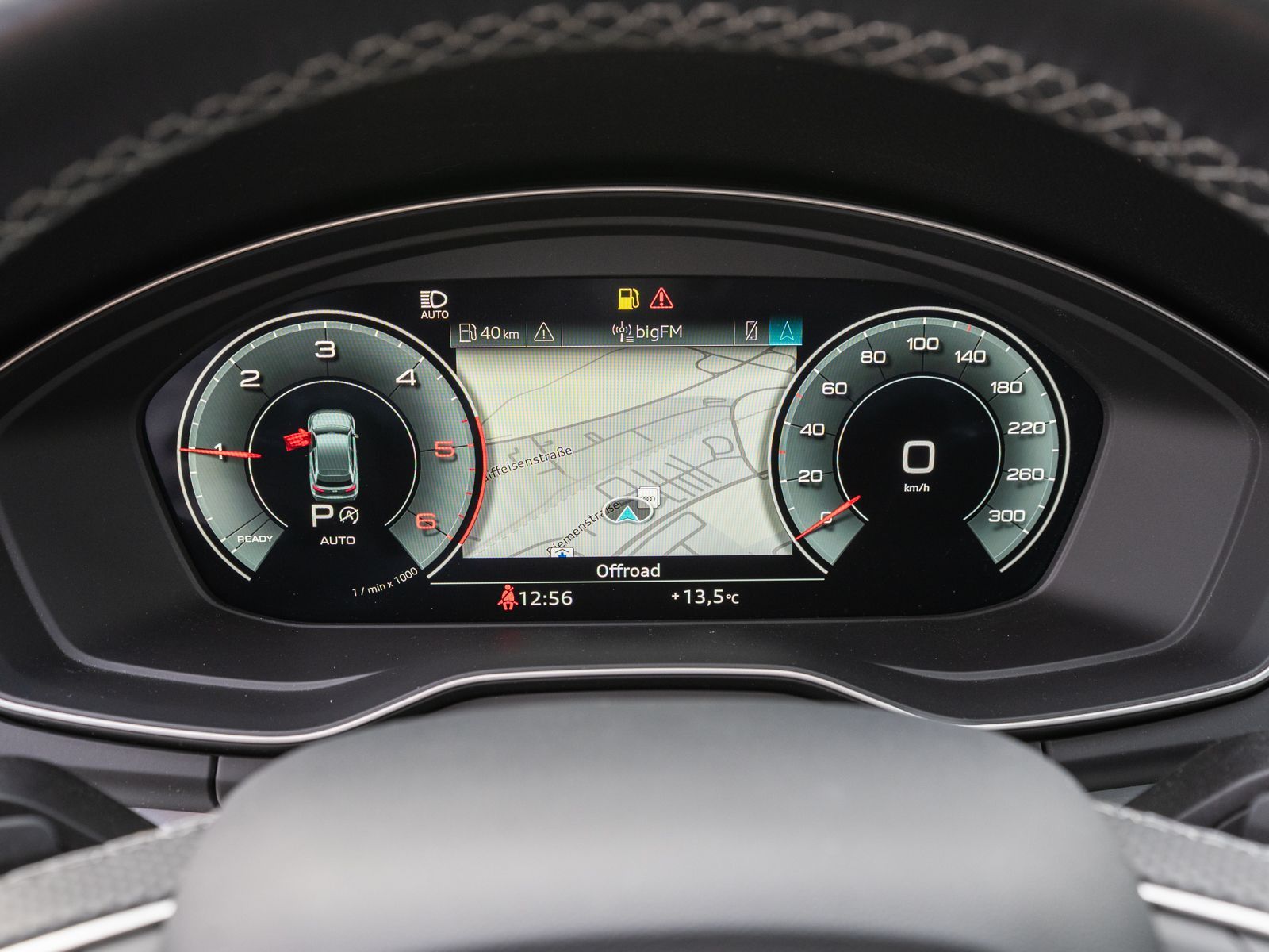 Fahrzeugabbildung Audi Q5 S line 40TDI quattro Stroni LED Navi RFK PANO