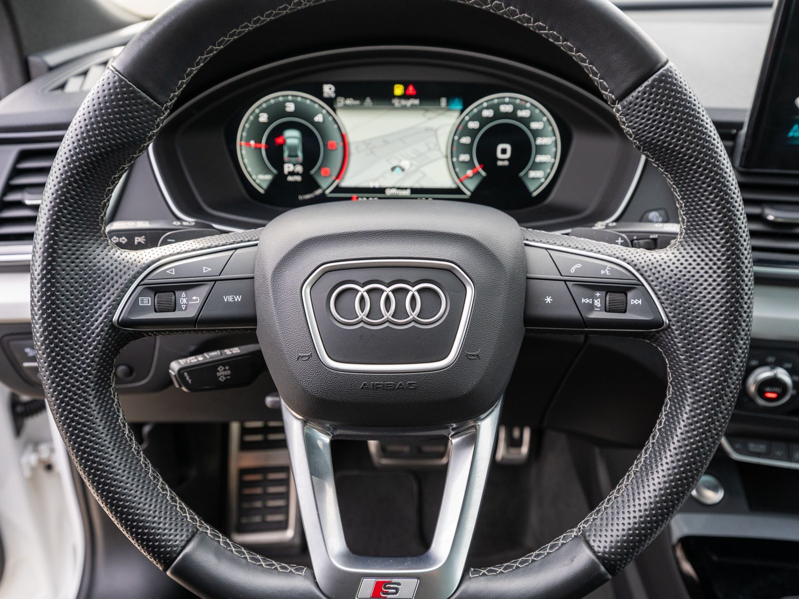 Fahrzeugabbildung Audi Q5 S line 40TDI quattro Stroni LED Navi RFK PANO