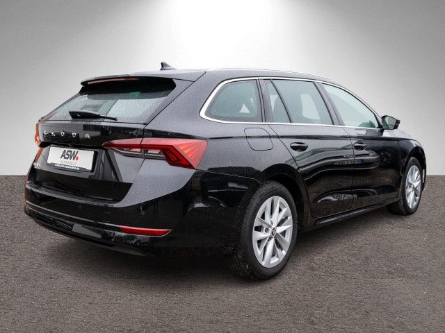 Fahrzeugabbildung SKODA Octavia Combi Style 2.0TDI DSG NAVI PANO RFK HUD