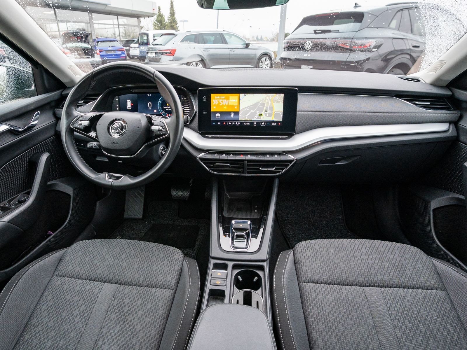 Fahrzeugabbildung SKODA Octavia Combi Style 2.0TDI DSG NAVI PANO RFK HUD