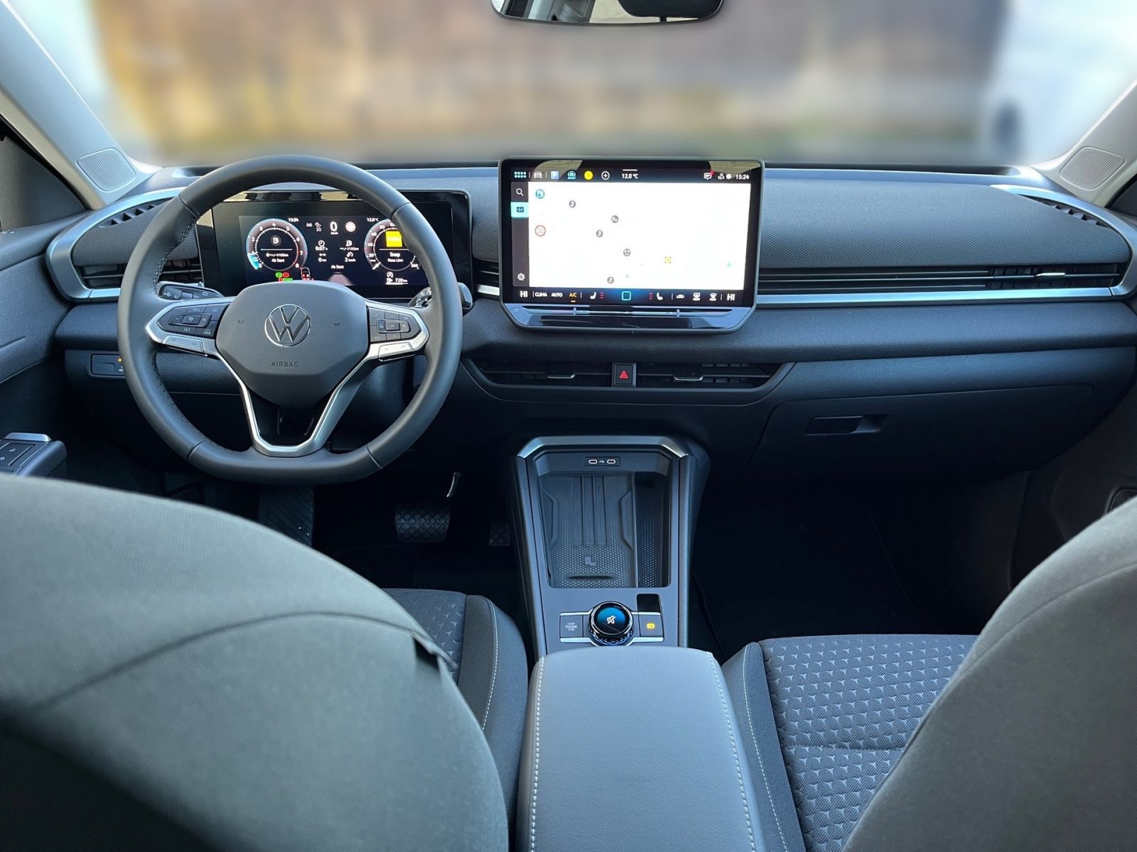 Fahrzeugabbildung Volkswagen T-Roc Life 1.5eTSI 116 PS DSG Kamera Navi AHK