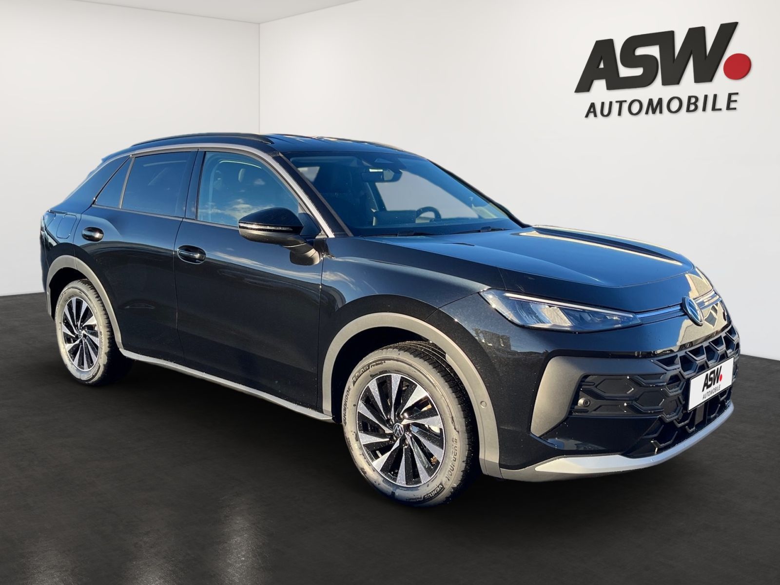 Fahrzeugabbildung Volkswagen T-Roc Life 1.5eTSI 116 PS DSG Kamera Navi AHK