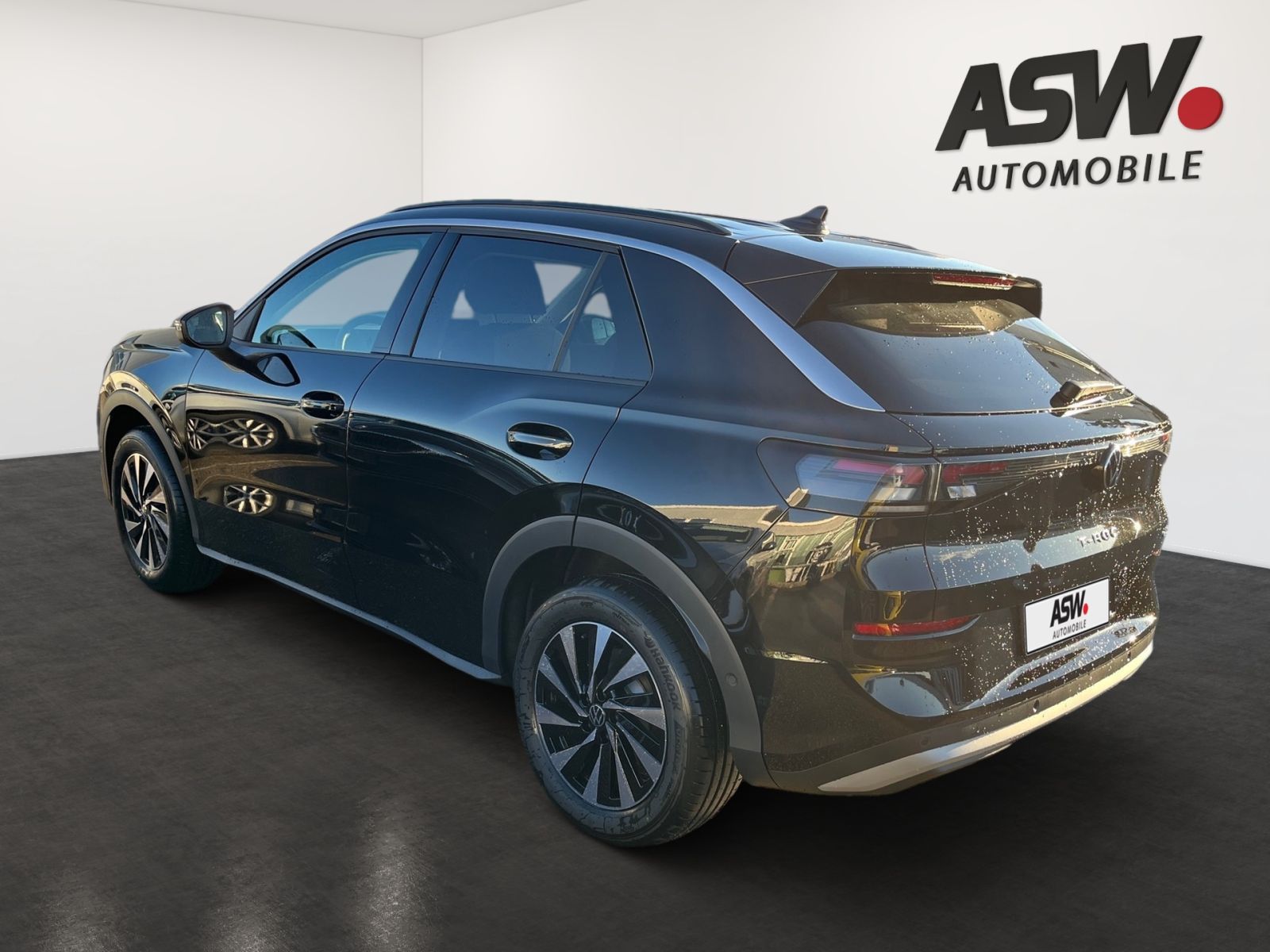 Fahrzeugabbildung Volkswagen T-Roc Life 1.5eTSI 116 PS DSG Kamera Navi AHK