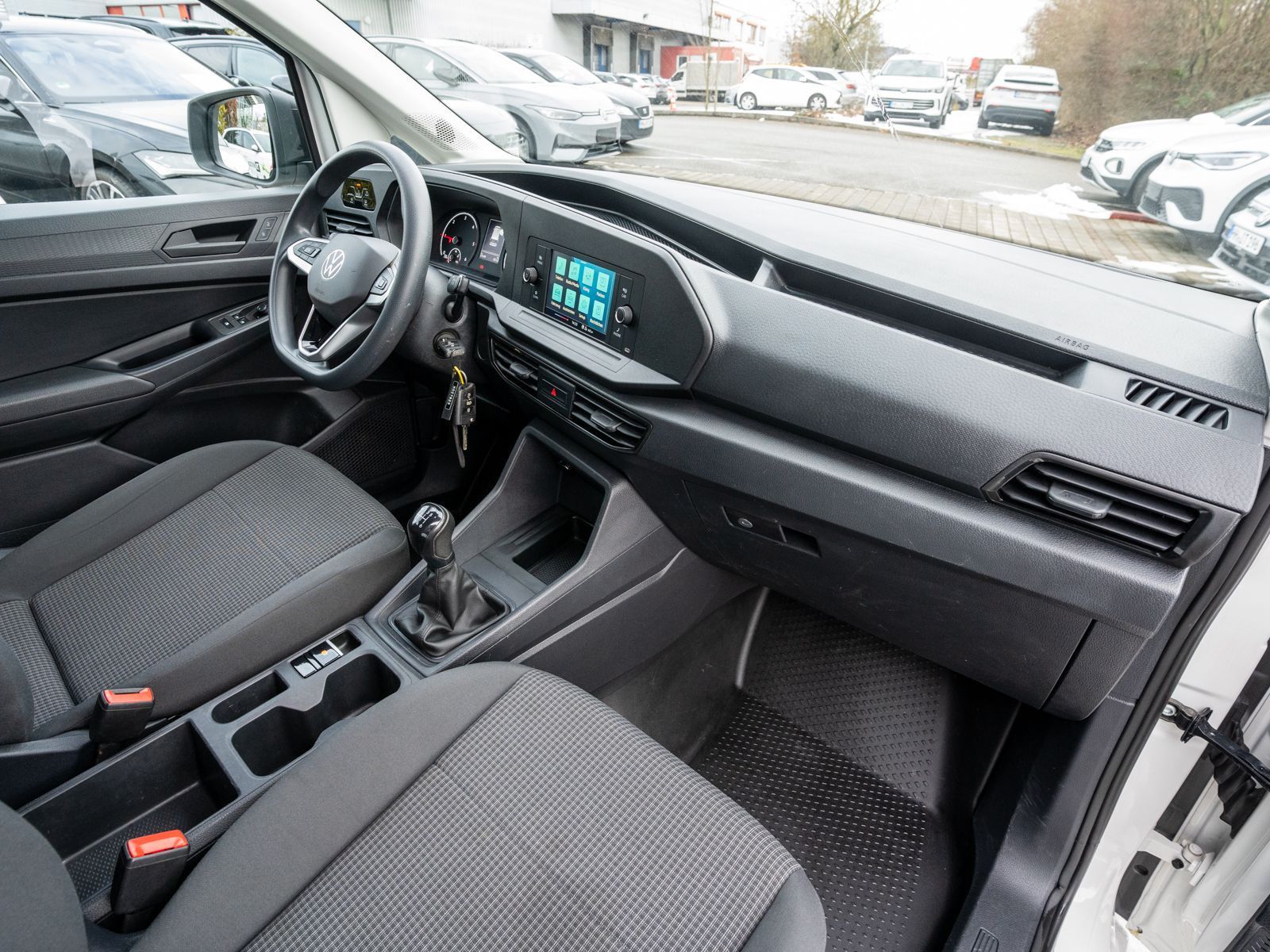 Fahrzeugabbildung Volkswagen Caddy Cargo Maxi 2.0 TDI EcoProfi PDC Klima AHK