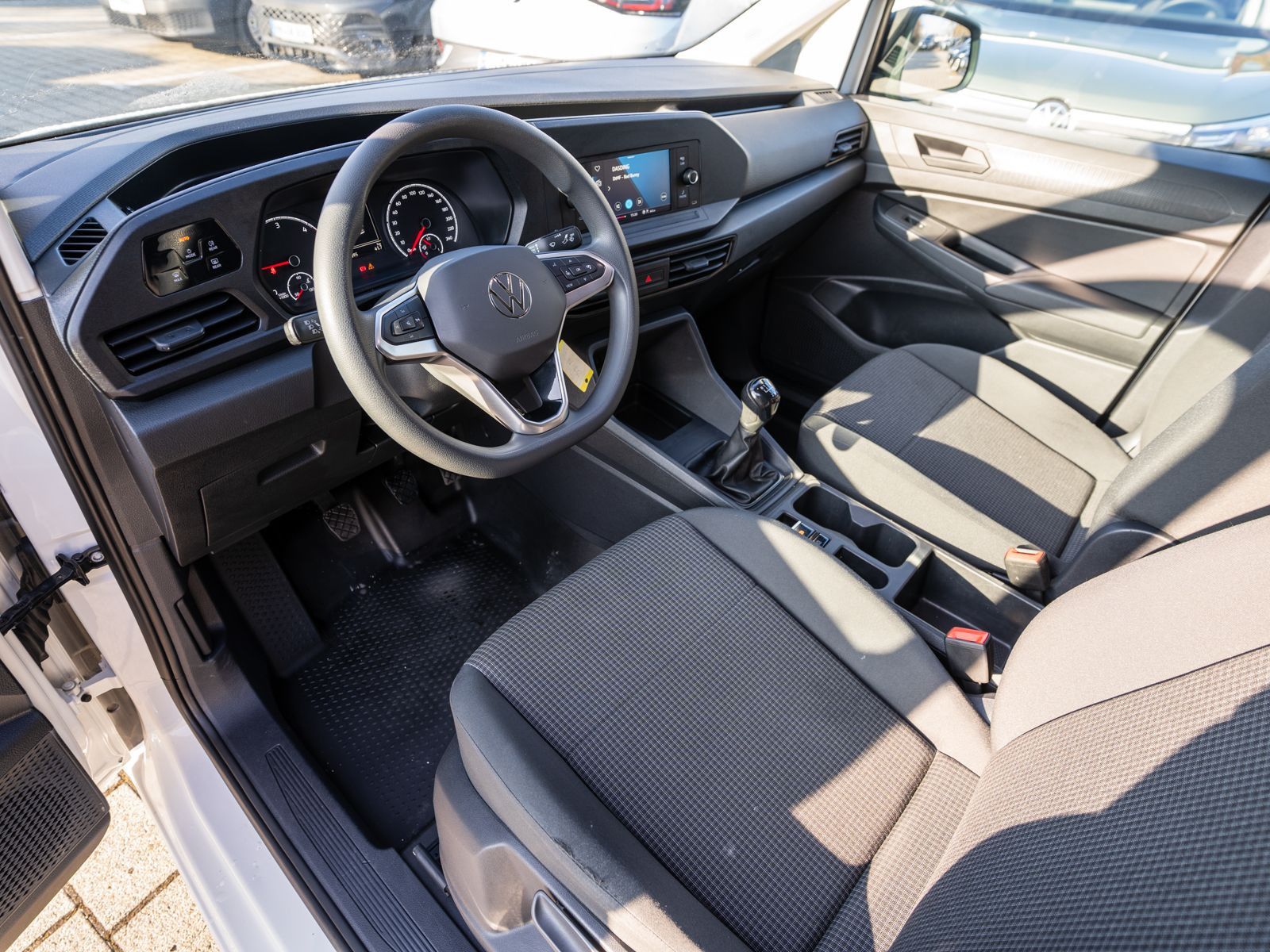 Fahrzeugabbildung Volkswagen Caddy Cargo Maxi 2.0 TDI EcoProfi PDC Klima AHK